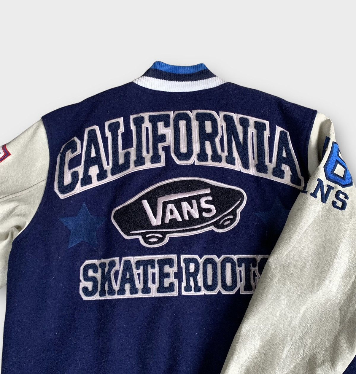 Vans Vans California Skate Roots Varsity Jacket Embroidered Logo Size US L / EU 52-54 / 3 - 8 Thumbnail