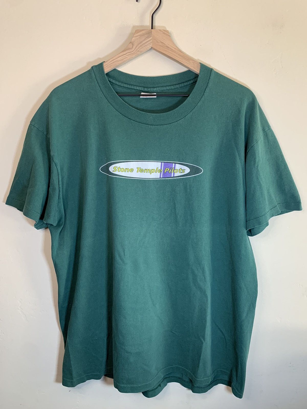 Band Tees × Vintage *RARE* Vintage 1996 Stone Temple Pilots American Tour Shirt Size US XL / EU 56 / 4 - 1 Thumbnail