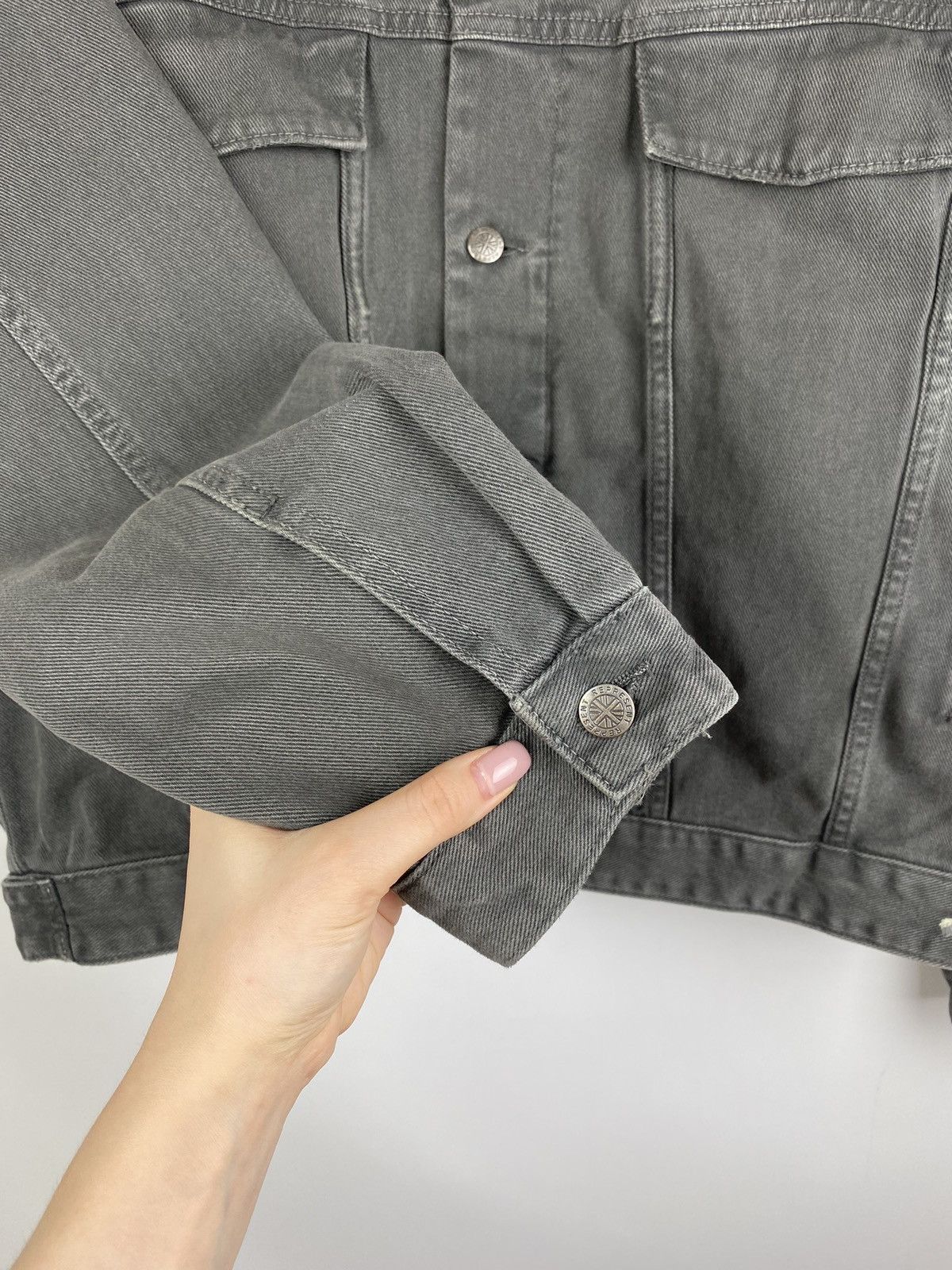 Represent Clo. Represent Clo. Spread collar men’s smoke denim jacket size L Size US L / EU 52-54 / 3 - 12 Thumbnail