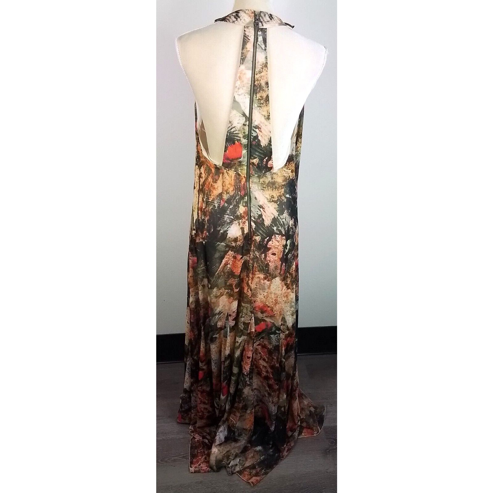Alice + Olivia Alice + Olivia Dress Women's S Shona Jungle Print Maxi Dress Size S / US 4 / IT 40 - 4 Thumbnail