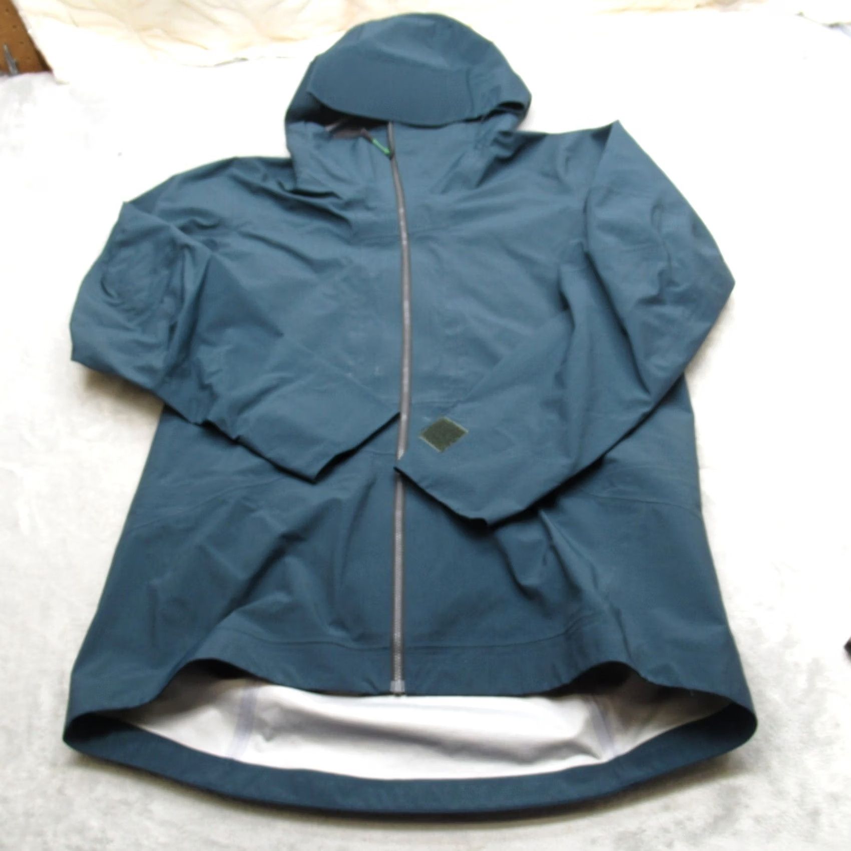 Vintage Waterproof Jacket Mens M Regular Hooded Rain Coat Green Full Zip Seams Weather Wind-Resistant Outdoor Jacket Mens Size US M / EU 48-50 / 2 - 2 Thumbnail