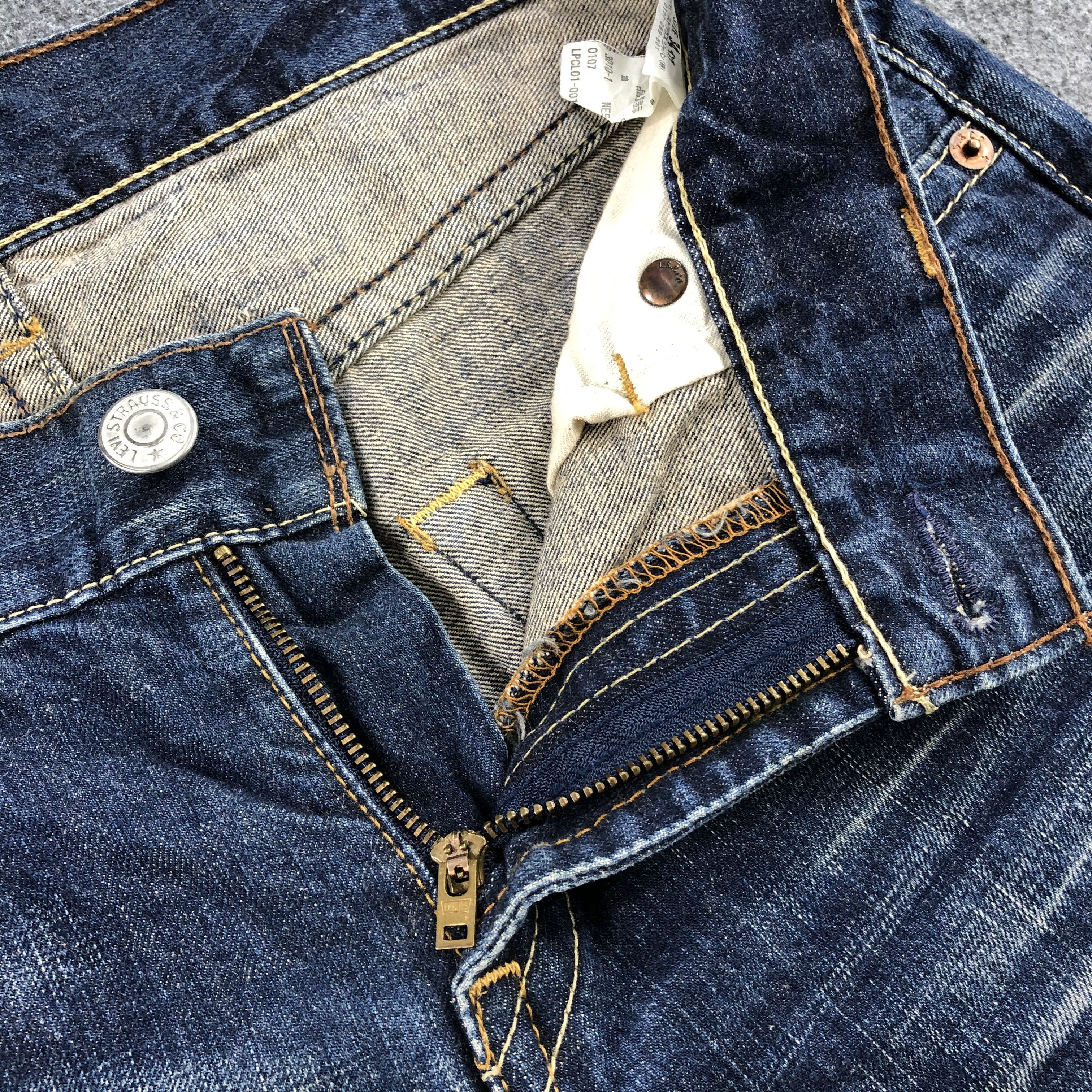 Levi's Vintage 90s Blue Wash Levis 502 Jeans-J1865 Size US 36 / EU 52 - 11 Thumbnail