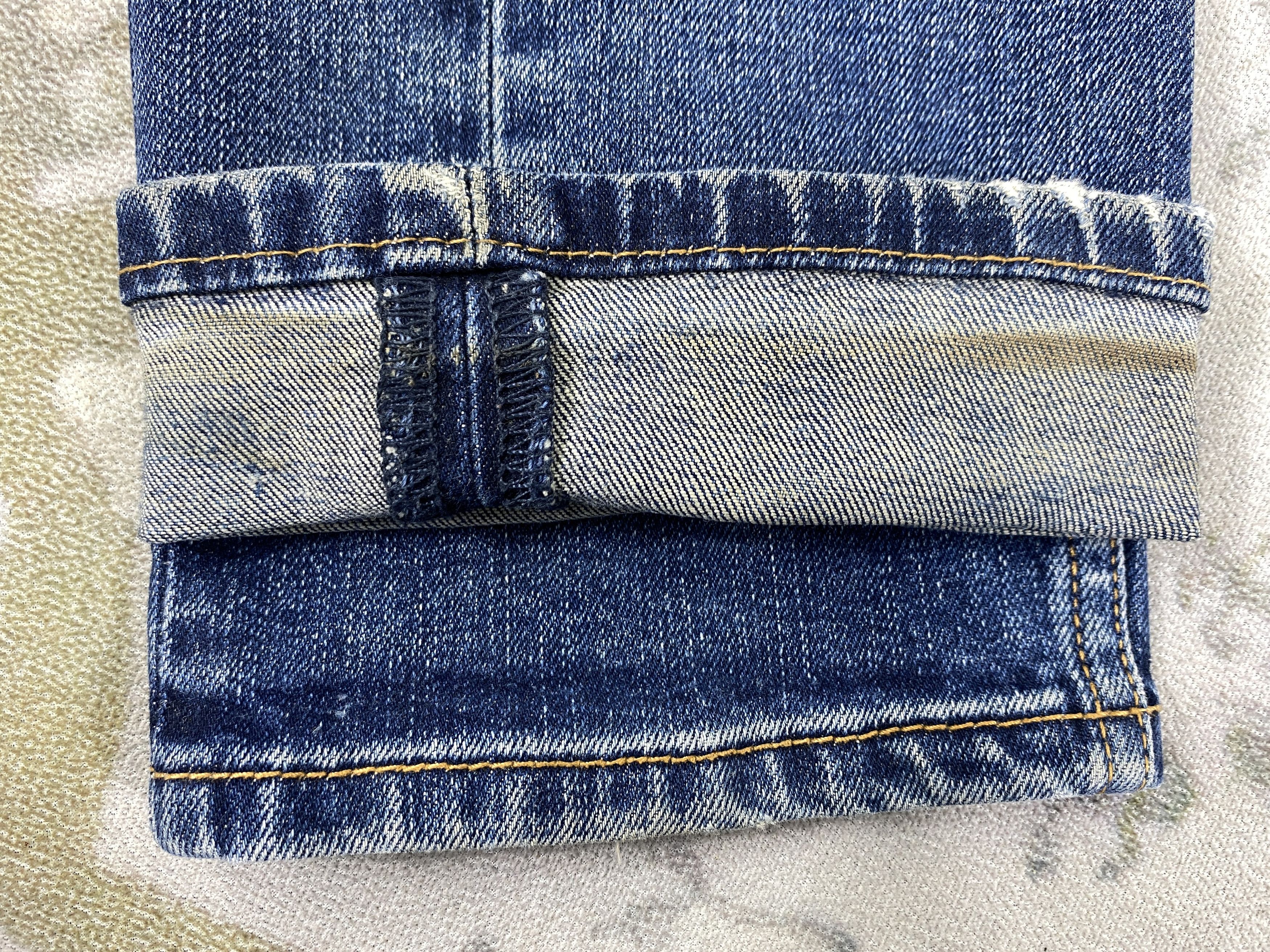 Levi's Distressed Blue Levi's 512 Jeans 35x29.5 Denim -JN2003 Size US 35 - 14 Thumbnail