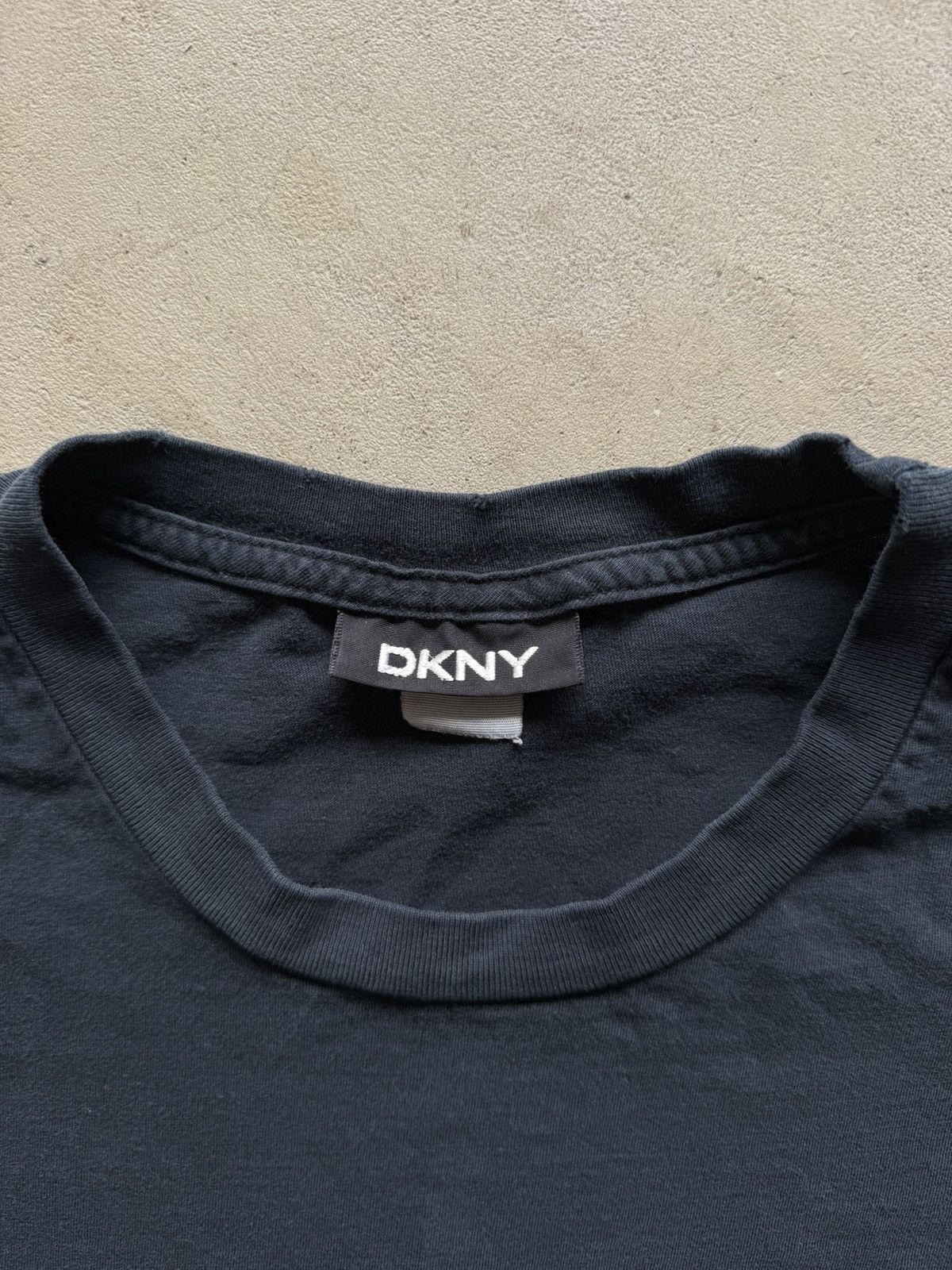DKNY Y2K Vintage DNKY Black Faded New York Logo Print Shirt Size US M / EU 48-50 / 2 - 6 Thumbnail