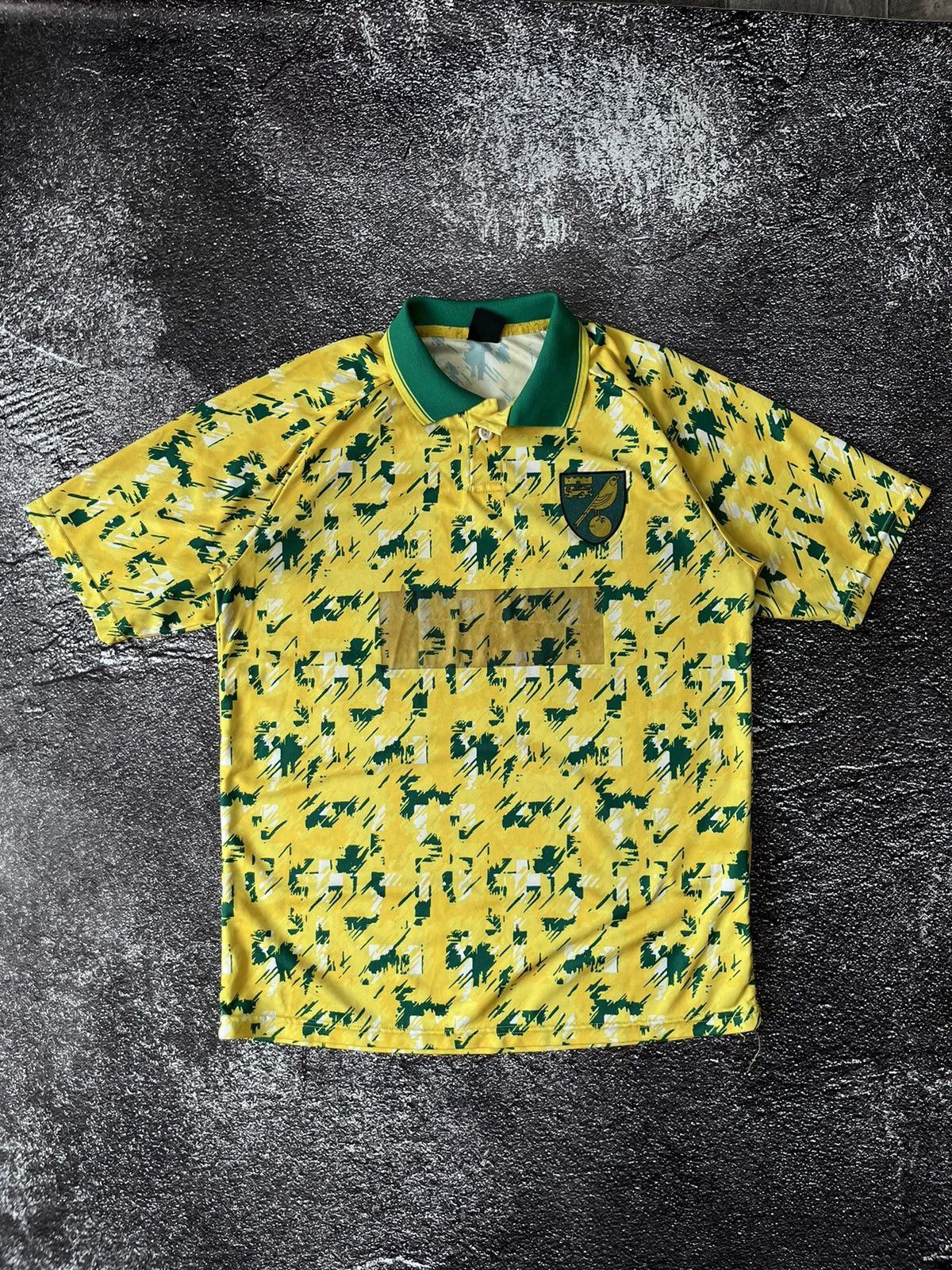 Errea Vintage Errea Norwich city soccer jersey Retro size XLARGE Size US XL / EU 56 / 4 - 1 Thumbnail