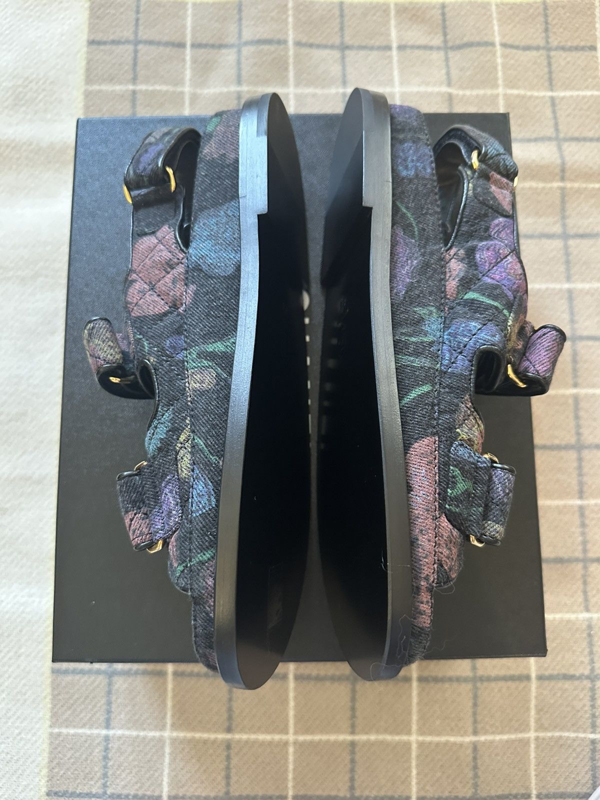 Chanel Chanel 21A black denim printed Dad sandals size 37.5 Size US 7.5 / IT 37.5 - 5 Thumbnail