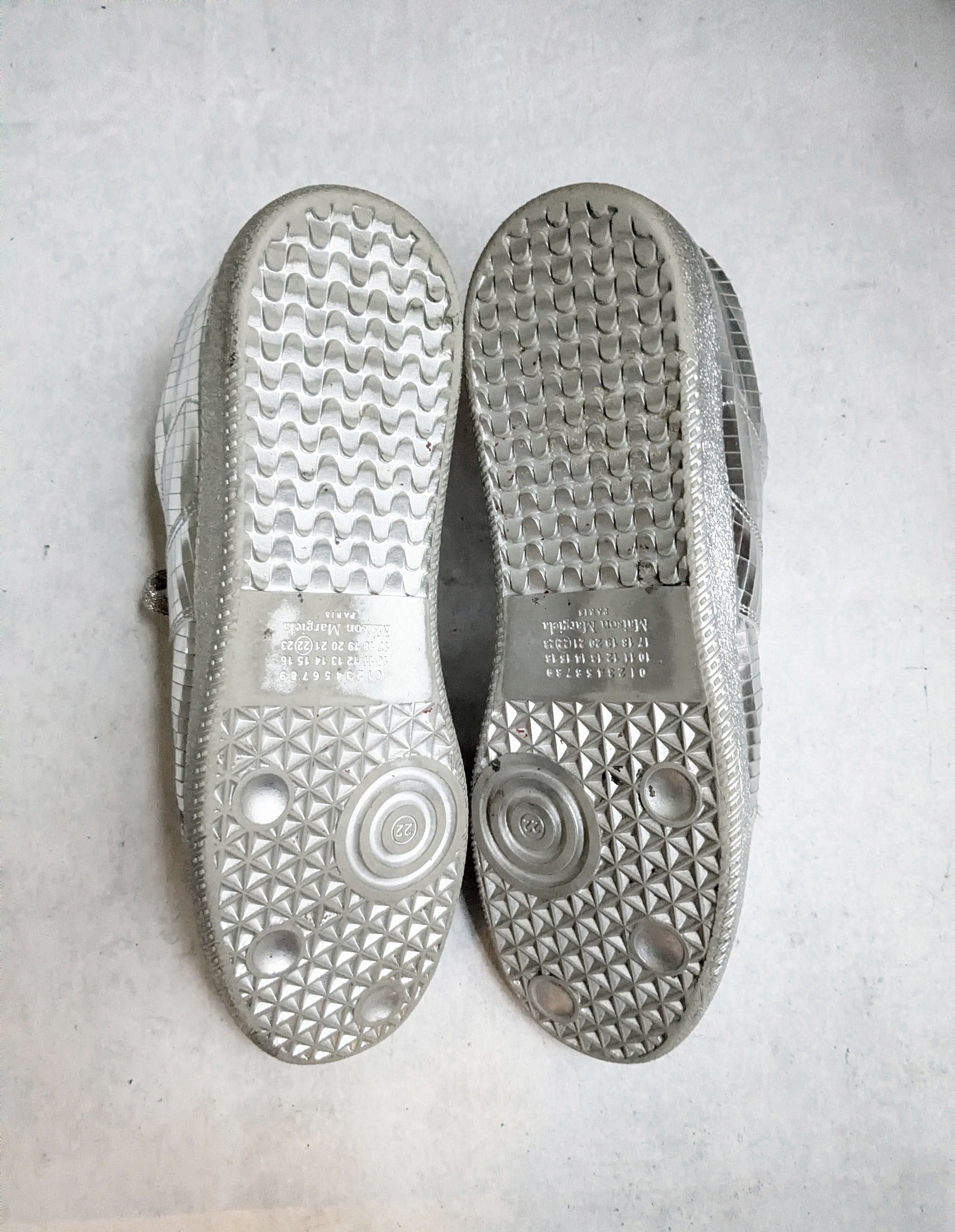 Maison Margiela Maison Margiela Replica GAT Silver 11 44 Low Tops Leather Size US 11 / EU 44 - 14 Thumbnail