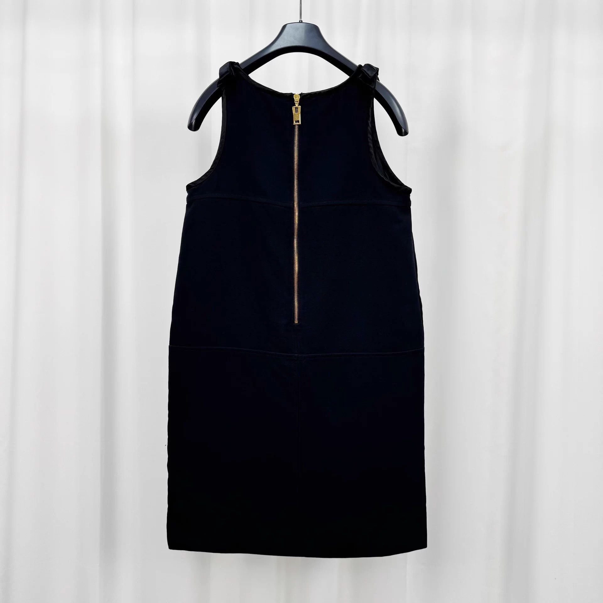 Louis Vuitton Louis Vuitton Women's Black Bow Dress 38 99 New Size S / US 4 / IT 40 - 2 Thumbnail
