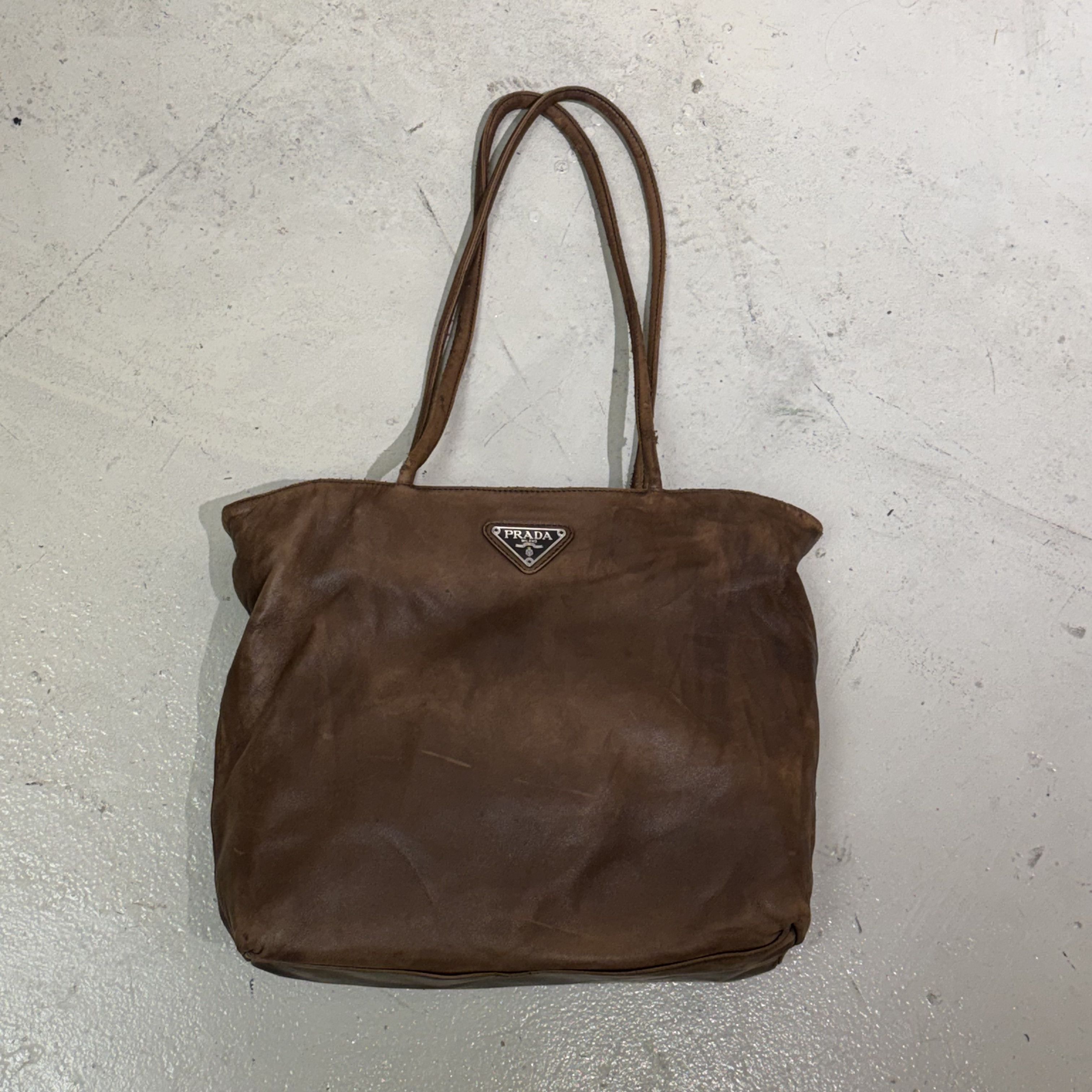 Prada Prada Plate Logo Leather Tote Bag Size ONE SIZE - 2 Thumbnail