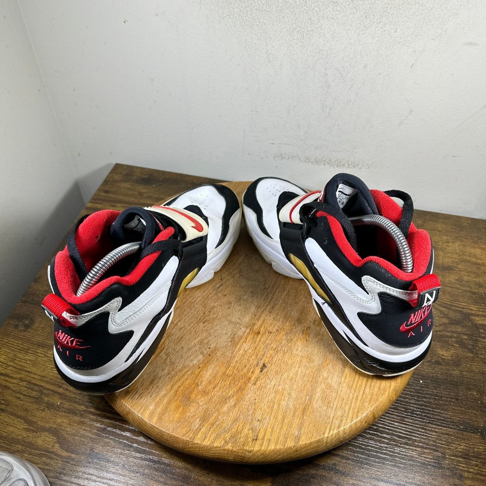 Nike Nike Air Diamond Turf 2017 49ers 309434-105 Mens Size 8 Size US 8 / EU 41 - 5 Thumbnail