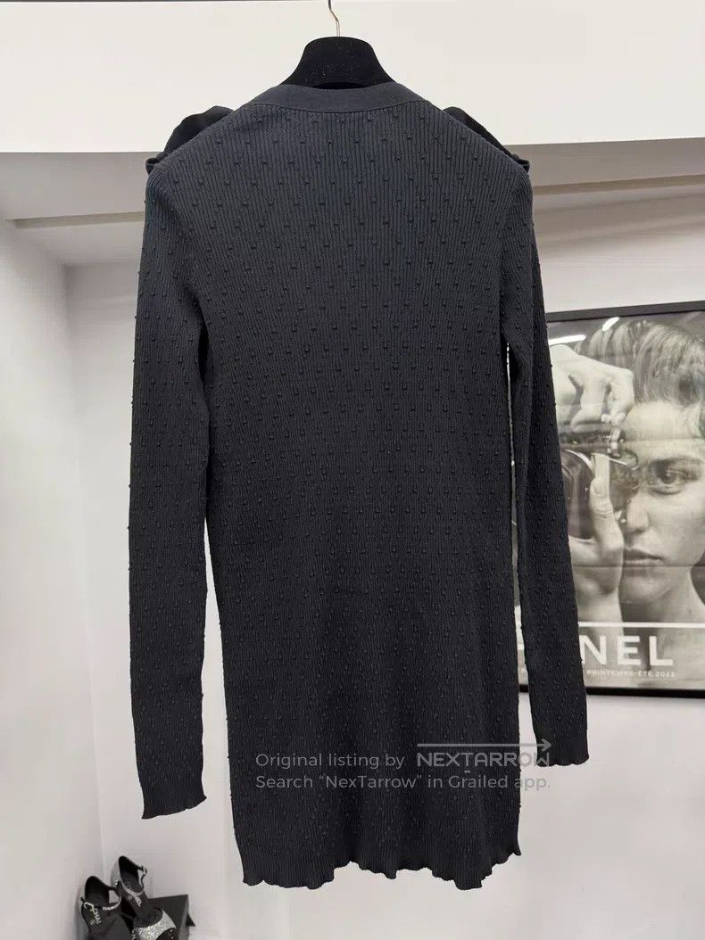Chanel Chanel Black V-neck knitted cardigan coat Size XS / US 0-2 / IT 36-38 - 3 Thumbnail