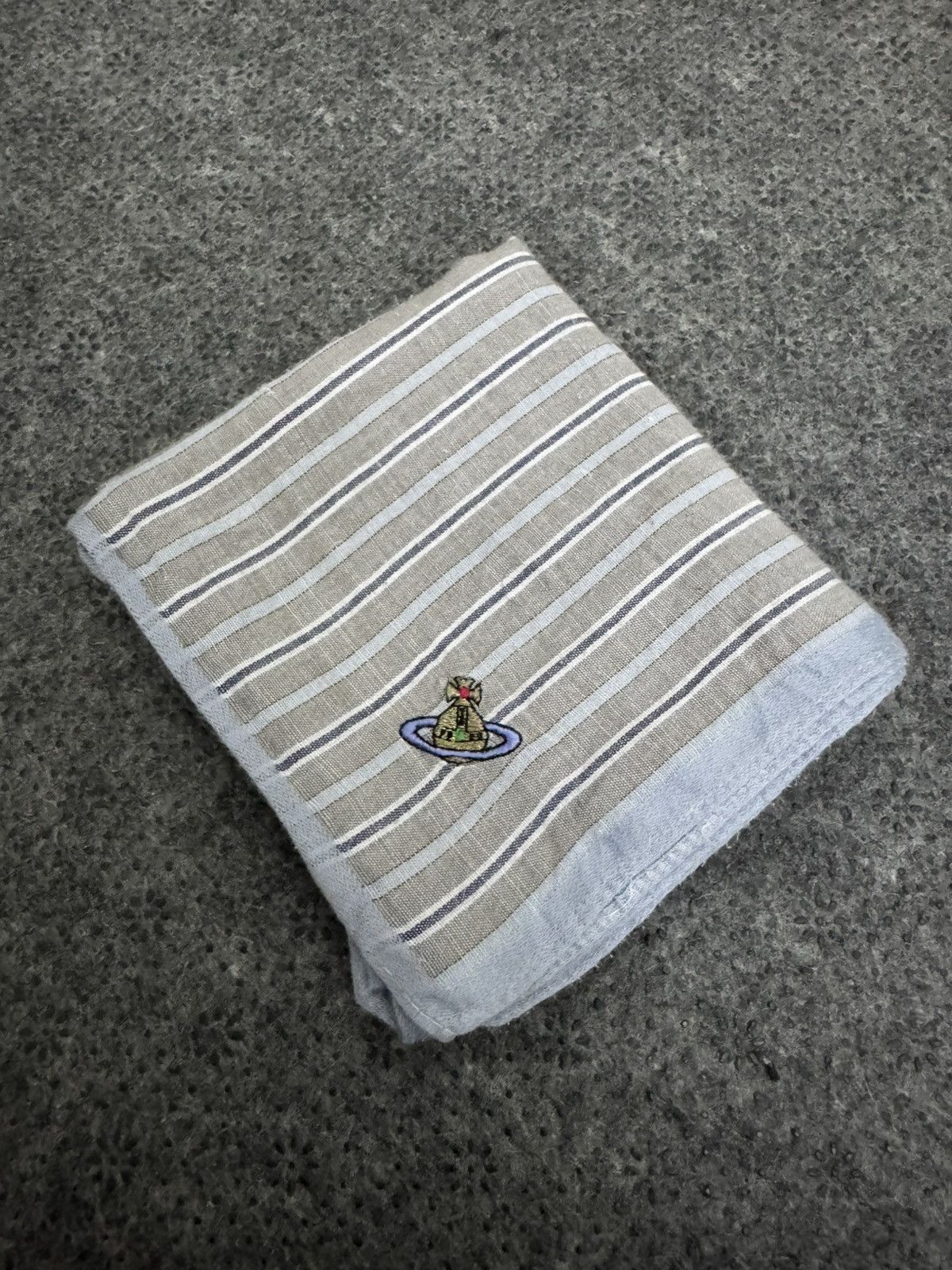 Vivienne Westwood ‼️Combo Vivienne Westwood Handkerchief‼️ Size ONE SIZE - 10 Thumbnail