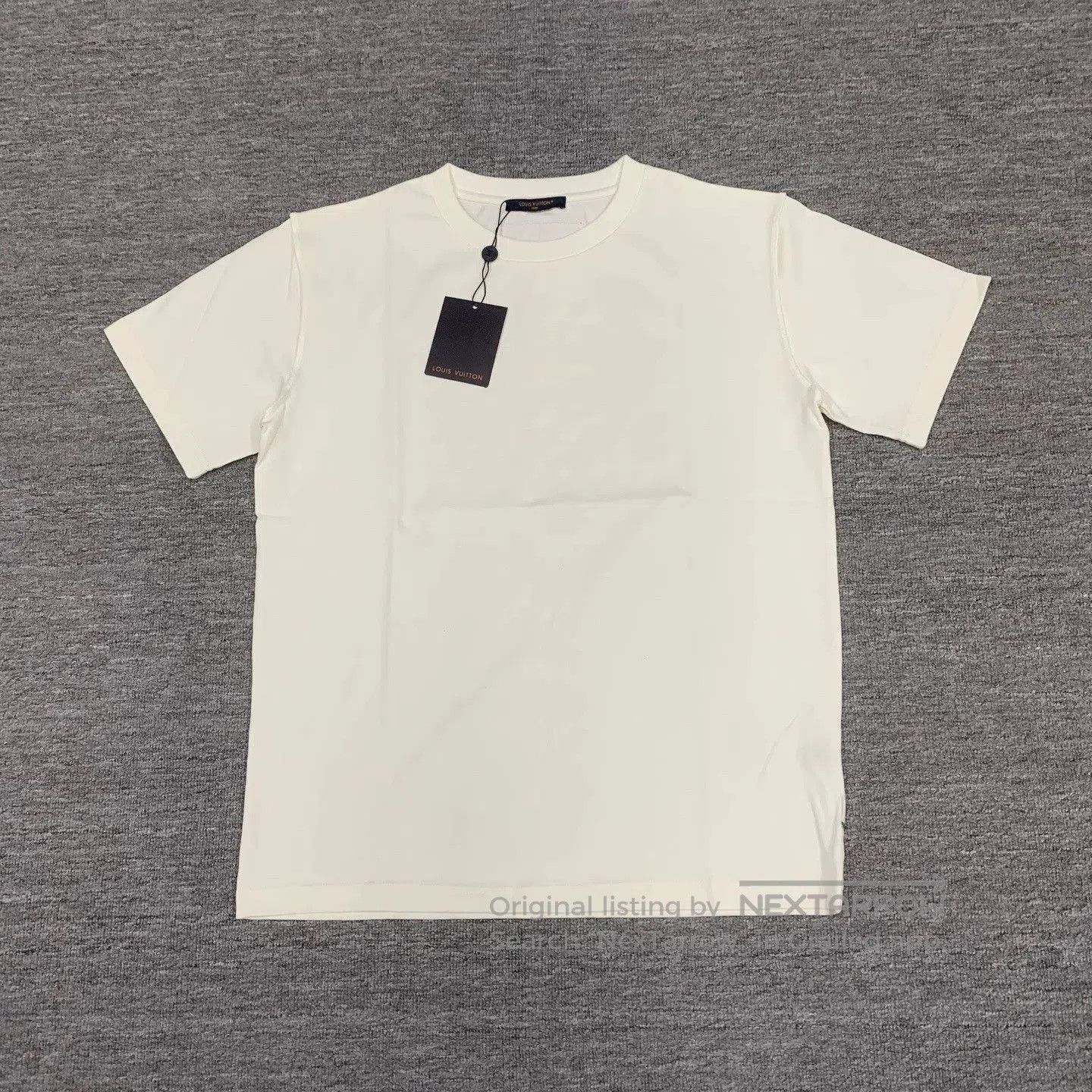 Louis Vuitton LV White Short Sleeve T. Size US M / EU 48-50 / 2 - 1 Thumbnail