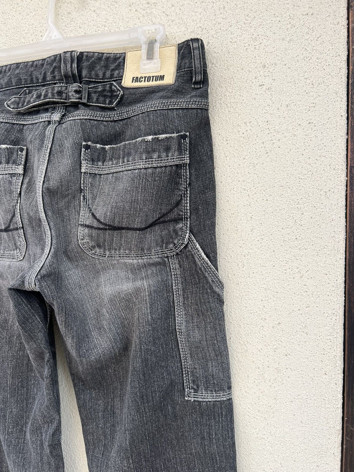 FACTOTUM Vintage Factotum Japan Distressed Fade Denim Work Pant Size US 30 / EU 46 - 19 Thumbnail