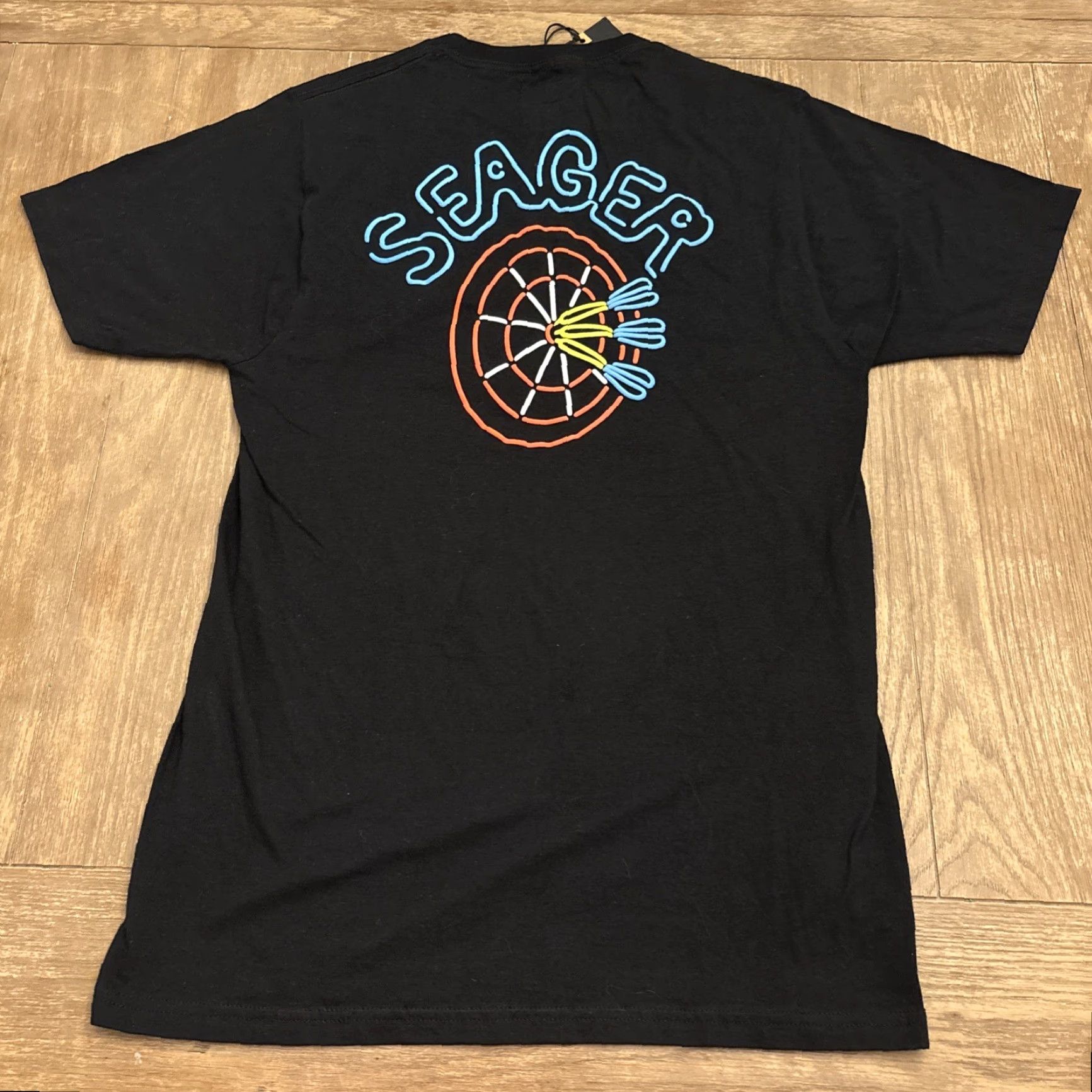 Vintage VINTAGE Seager Grit Company T-Shirt Size S Black Darts Western Mens Size US S / EU 44-46 / 1 - 5 Thumbnail