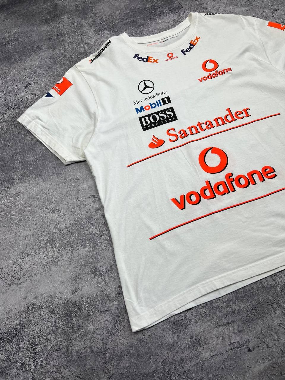 Mercedes-Benz Mercedes-Benz McLaren Racing Vodafone Tee Y2K Size US L / EU 52-54 / 3 - 2 Thumbnail
