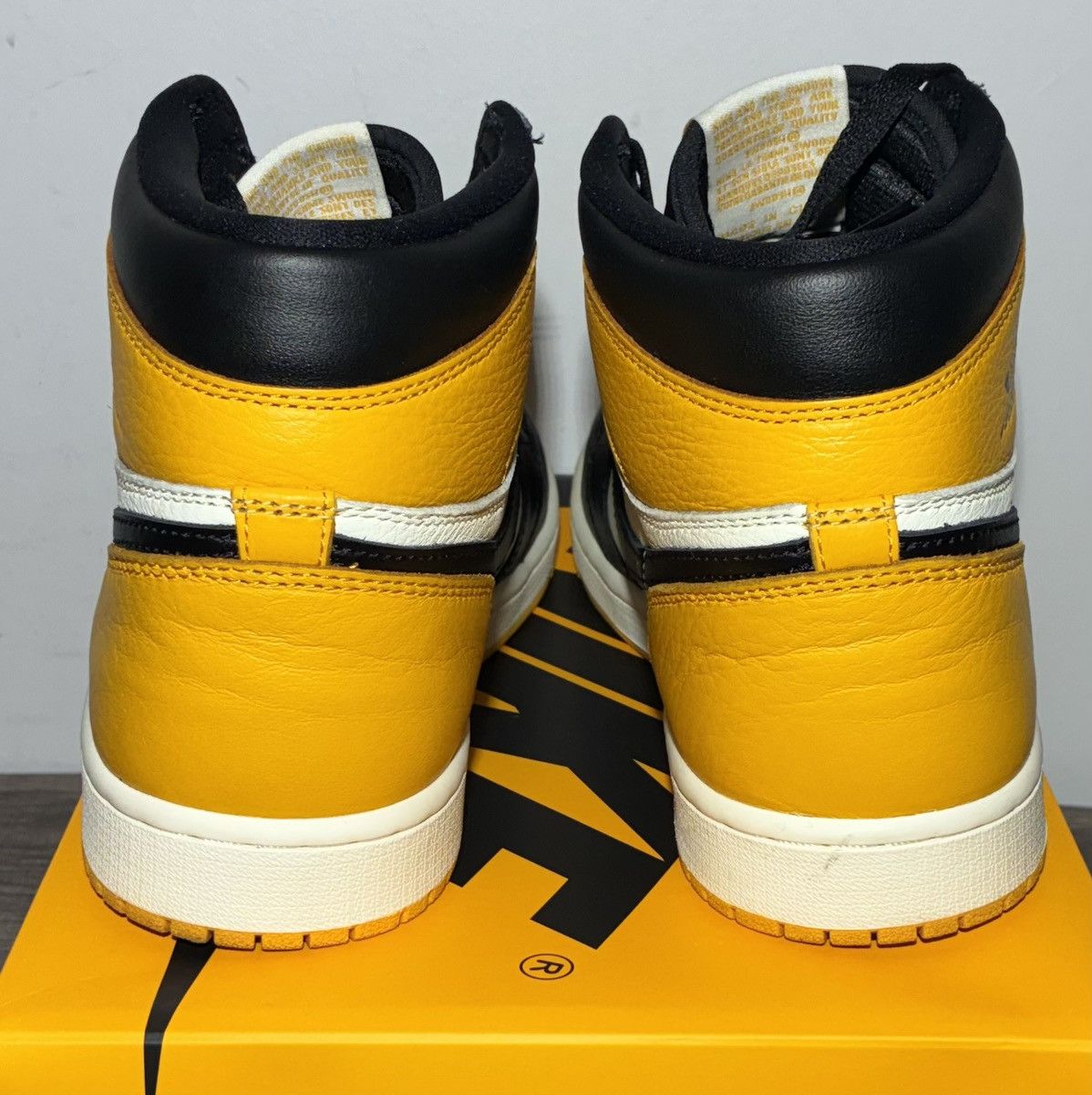 Jordan Brand Size 9.5 - Air Jordan 1 Retro High OG Taxi Size US 9.5 / EU 42-43 - 4 Thumbnail