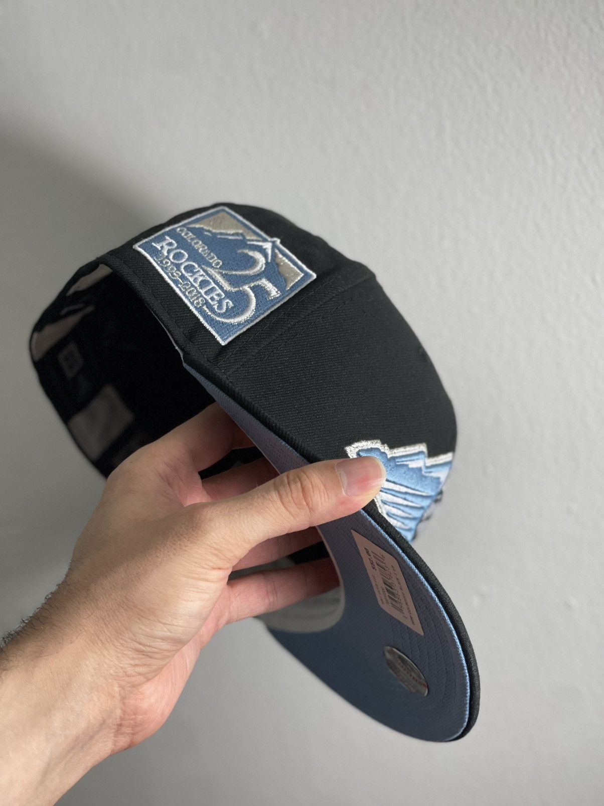 Hat Club × MLB × New Era 7 1/8 Hat Club Exclusive New Era “Icy” Colorado Rockies Size ONE SIZE - 3 Thumbnail