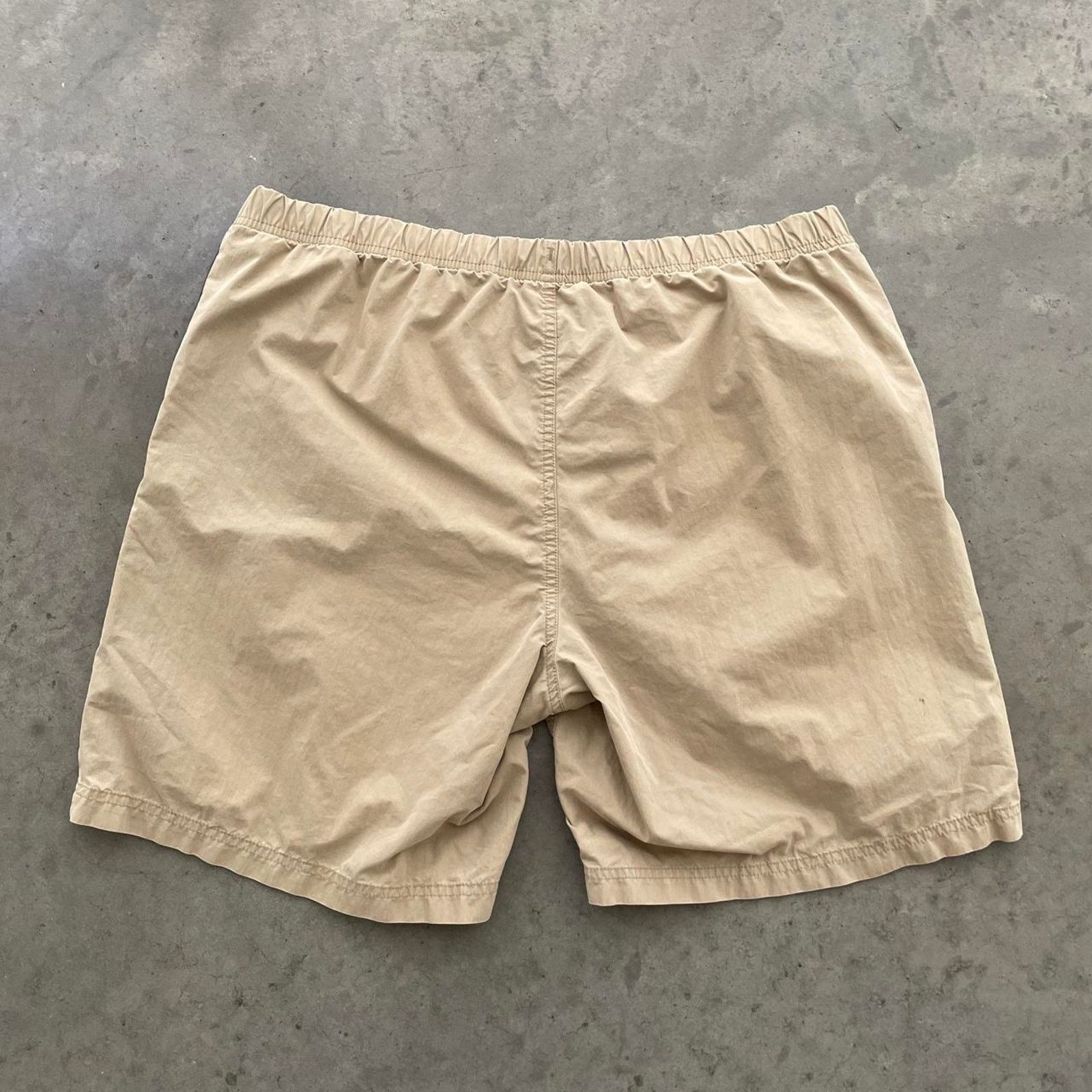 Gap Vintage Gap Tan Nylon Shorts Size US 36 / EU 52 - 2 Thumbnail