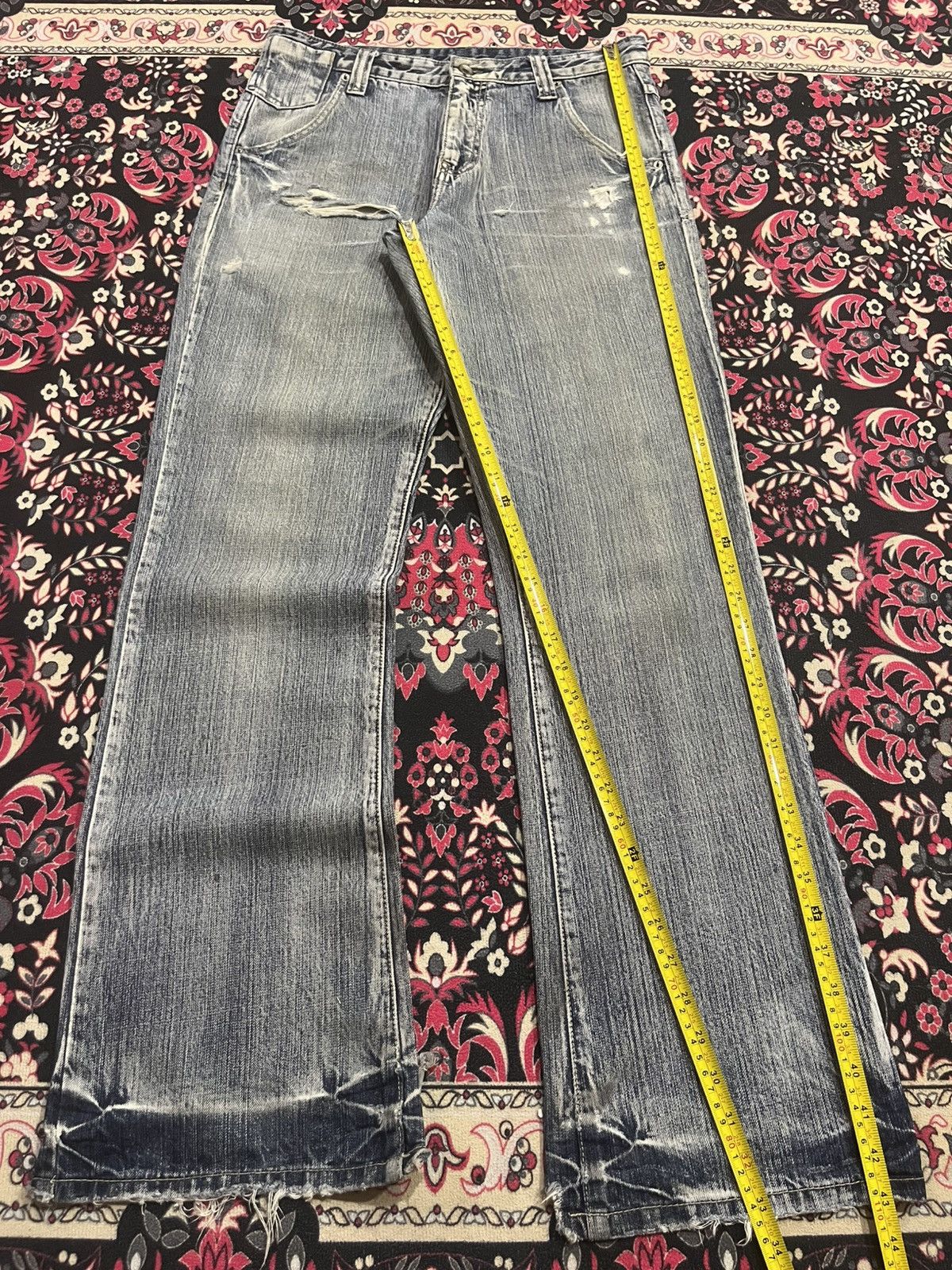 Japanese Brand × Tornado Mart × semanticdesign ⚡️Flare⚡️Vintage Semantic Design Ash Grey Distressed Jeans Size US 32 / EU 48 - 13 Thumbnail
