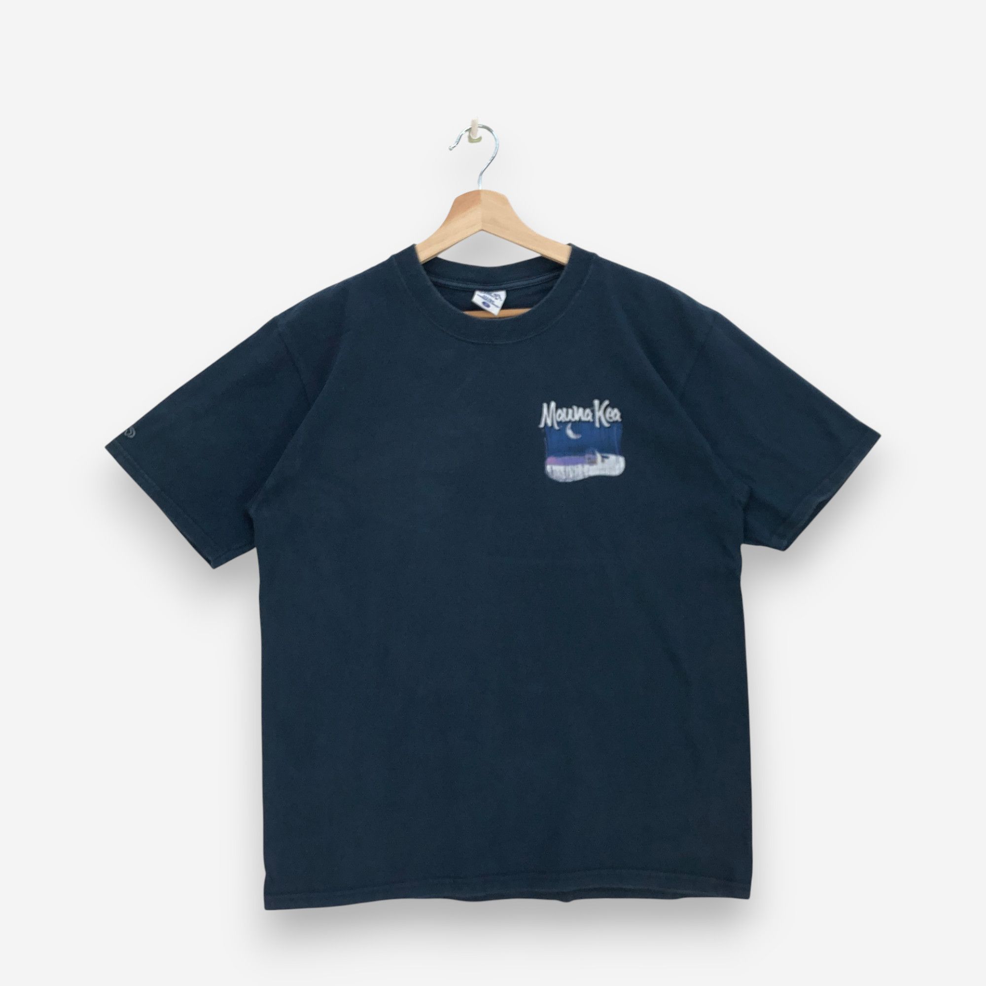 Vintage Vintage 90s Crazy Shirt Mauna Kea T Shirt Hawaiian Tees Size US L / EU 52-54 / 3 - 1 Thumbnail