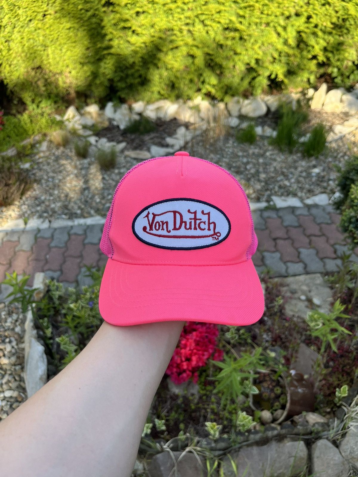 Ed Hardy × Von Dutch Vintage Von Dutch y2k trucker hat mesh cap neon pink Barbie Size ONE SIZE - 1 Thumbnail