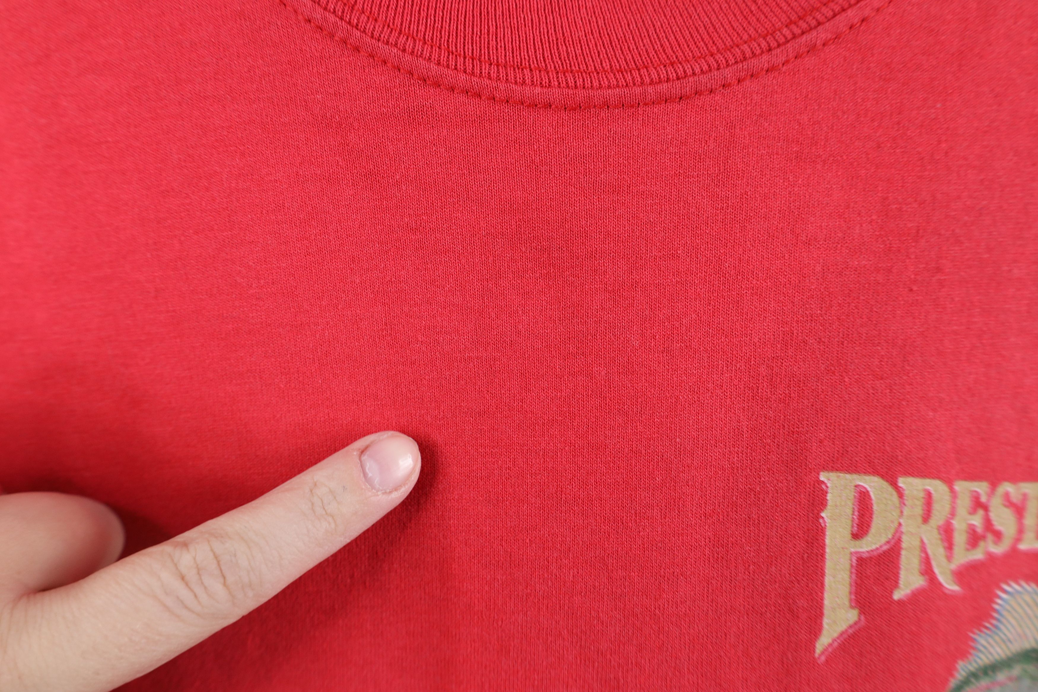 Vintage Vintage Streetwear Spell Out Prestons Seafood T-Shirt Red Size US L / EU 52-54 / 3 - 5 Thumbnail
