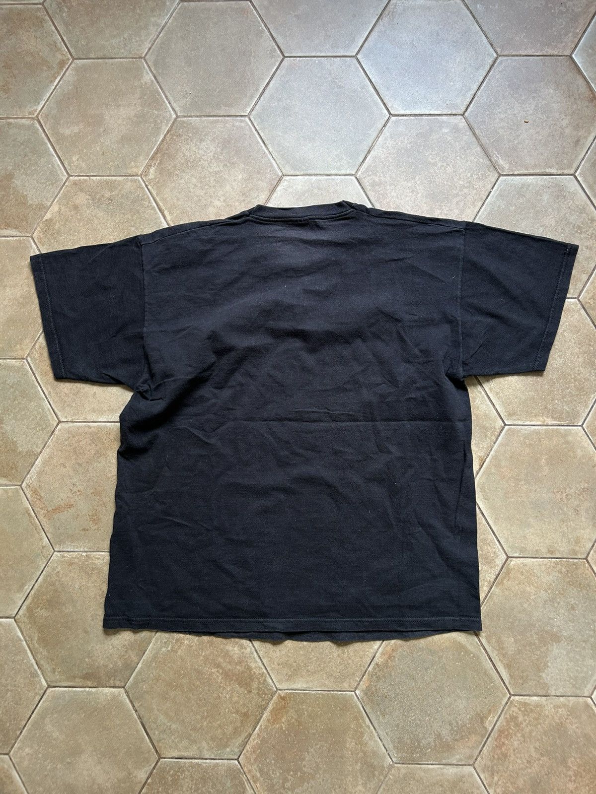 Vintage Vintage Faded DEVO Band Short Sleeve T-Shirt Black Cotton Size US XL / EU 56 / 4 - 5 Thumbnail