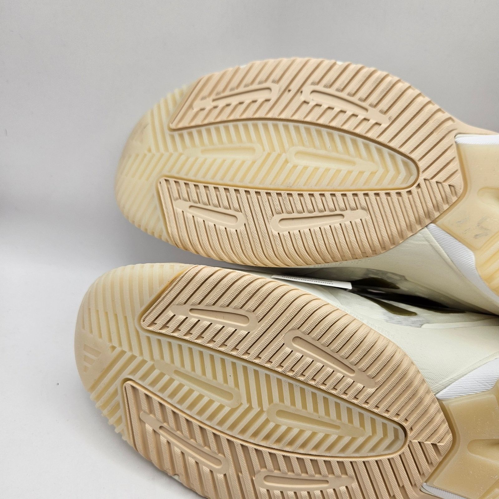 Adidas ADIDAS WOMEN'S 9 ADIZERO UBERSONIC 5 TENNIS SHOES WHITE GOLD Size US 9 / IT 39 - 5 Thumbnail