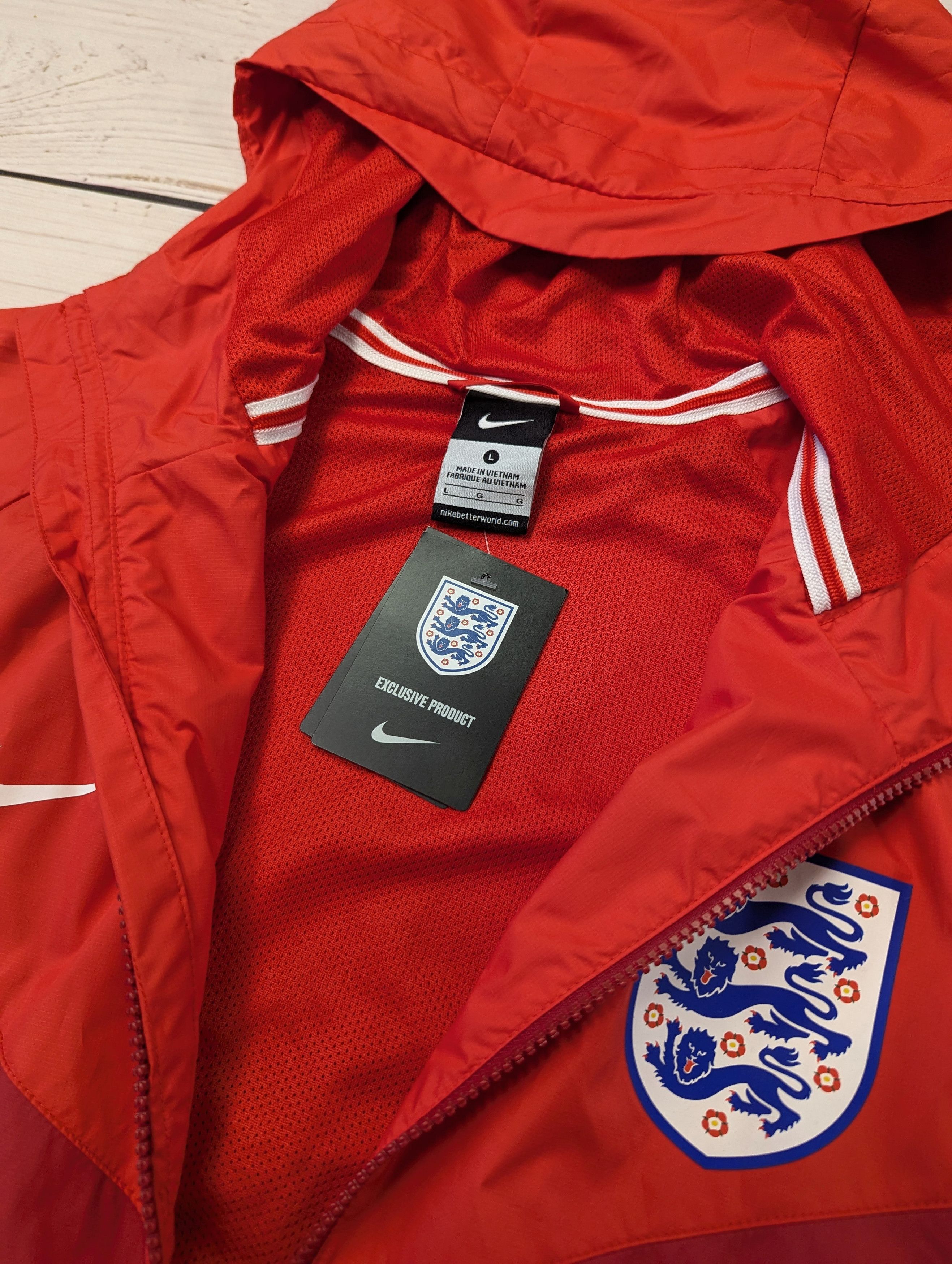 Nike 2016/17 Nike England National Team Red Windbreaker Jacket Size US L / EU 52-54 / 3 - 6 Thumbnail