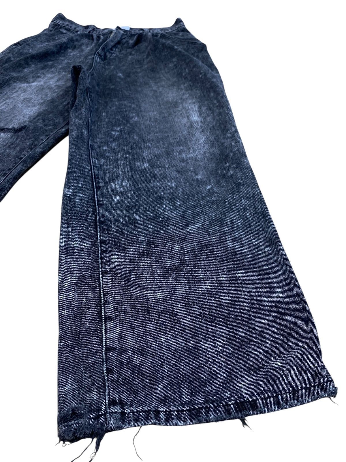 Japanese Brand Japanese Brand Acid Black Wash Style Baggy Jeans Size US 28 / EU 44 - 8 Thumbnail
