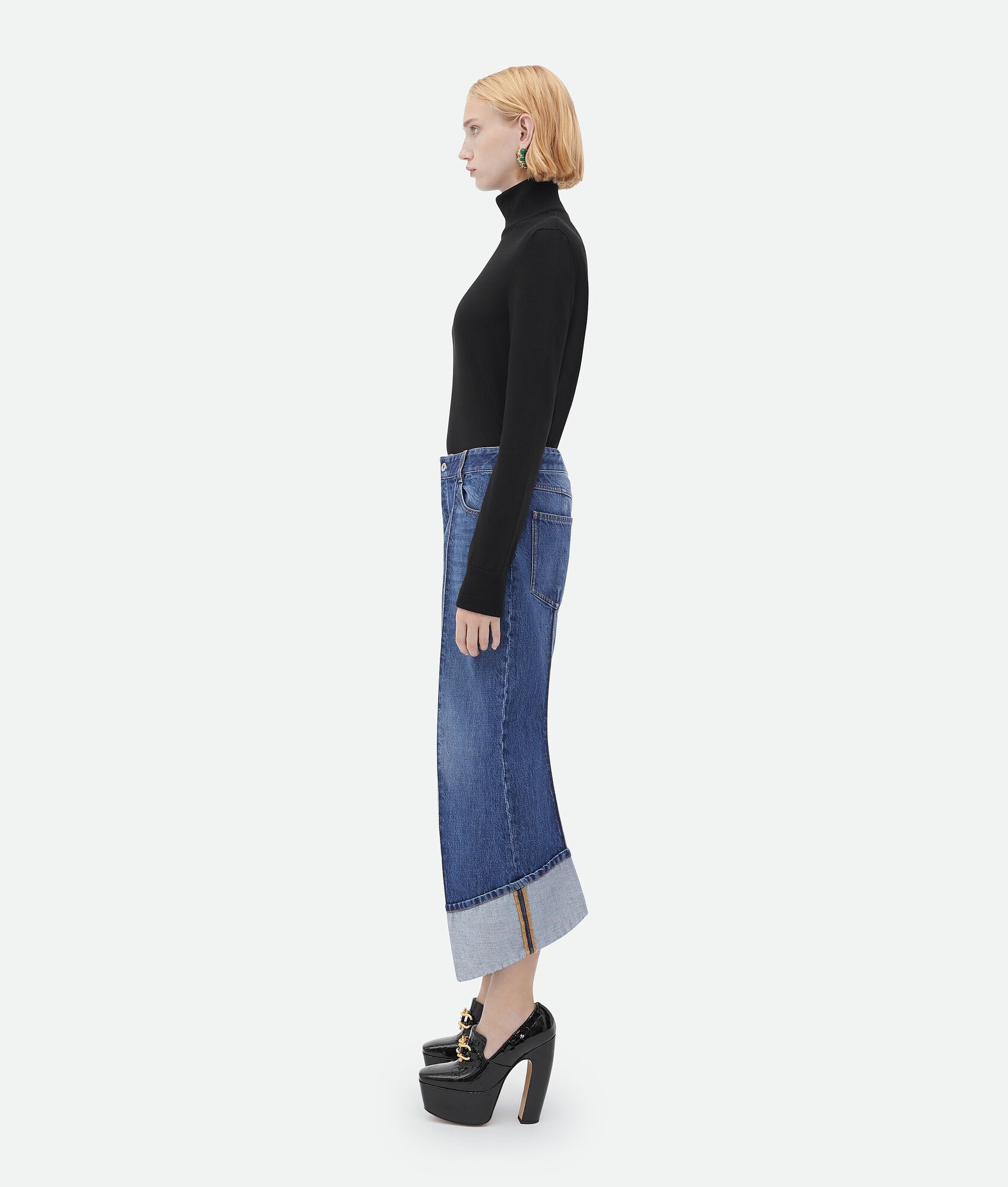 Bottega Veneta Mid Blue Curved Shape Cropped Jeans Size 30" / US 8 / IT 44 - 5 Thumbnail