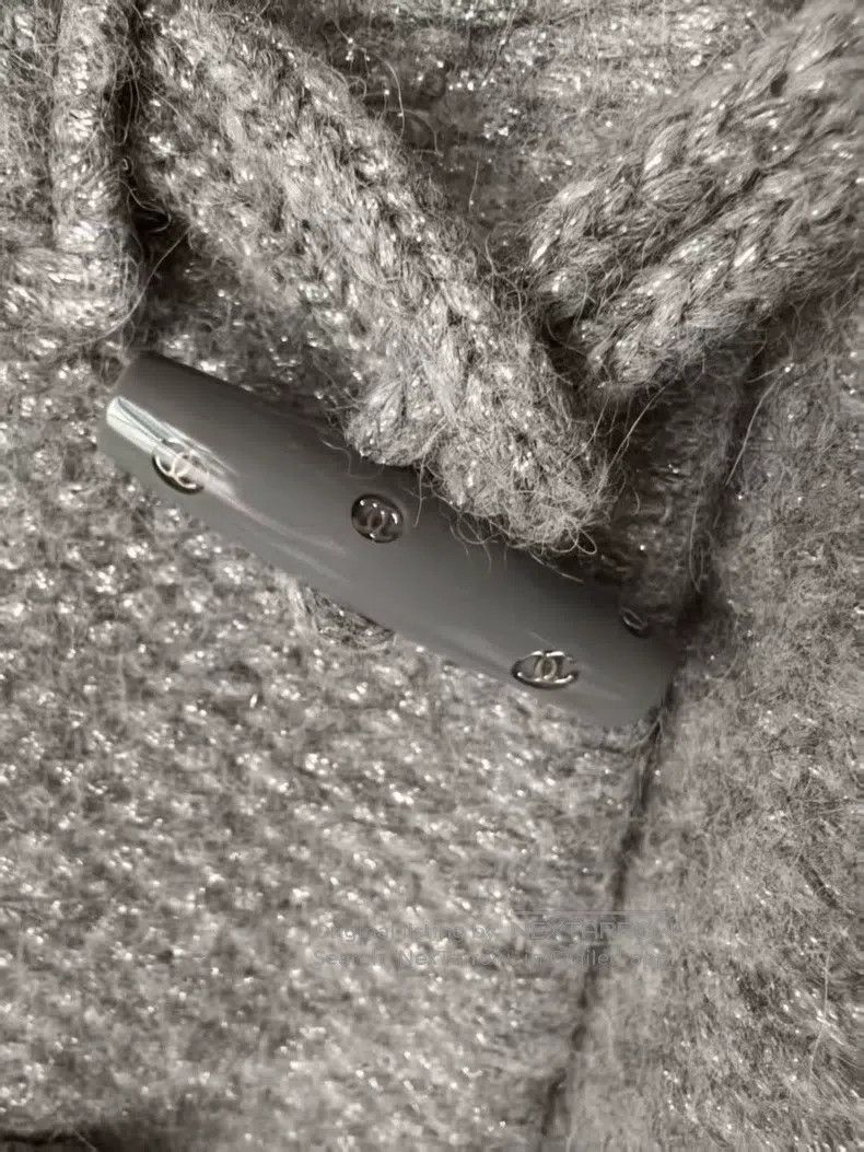 Chanel Chanel Coat Size XS / US 0-2 / IT 36-38 - 2 Thumbnail