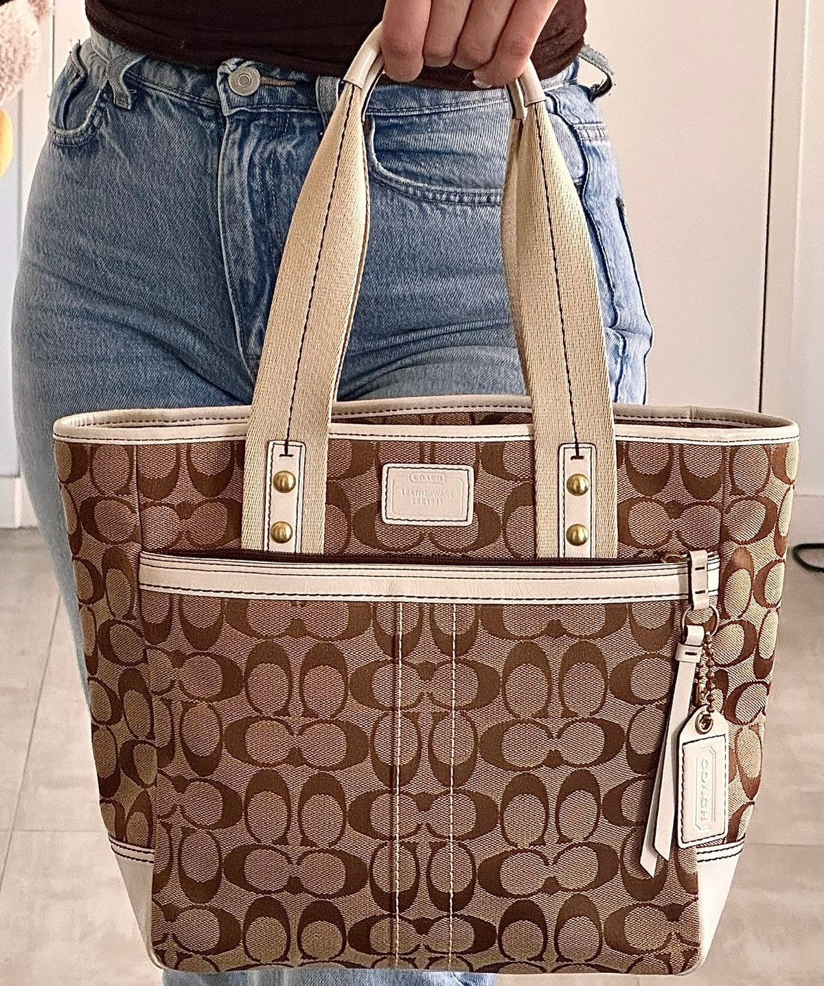 Coach Coach Signature Tote Bag Khaki/White Size ONE SIZE - 1 Thumbnail