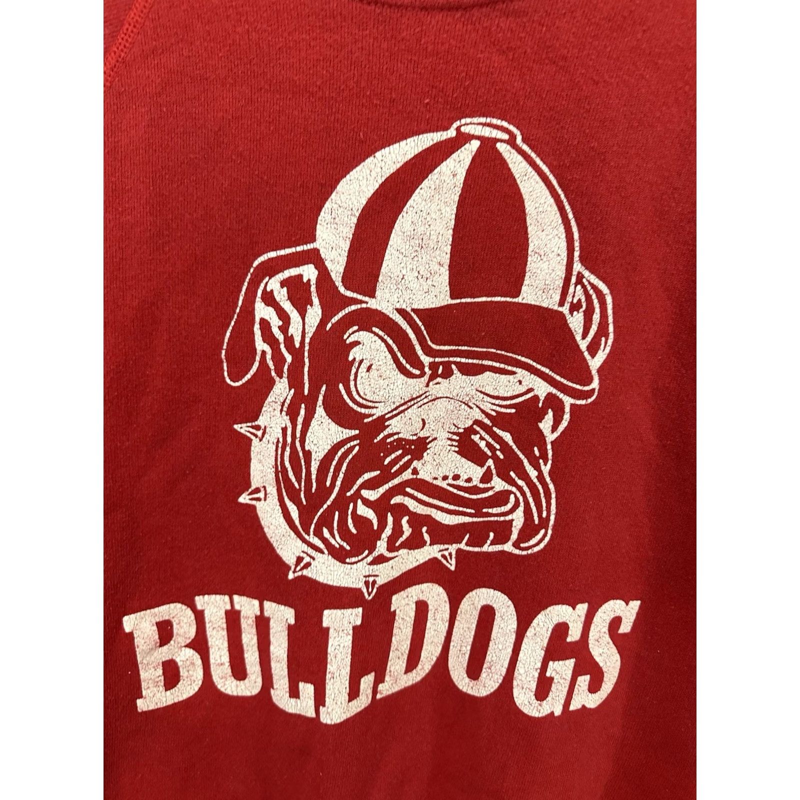 Hanes VTG 80s University of Georgia Bull Dogs Raglan Soft Crewneck Sweatshirt XL Red Mens Pullover NCAA Football Hanes Sweatshirt Size US XL / EU 56 / 4 - 4 Thumbnail