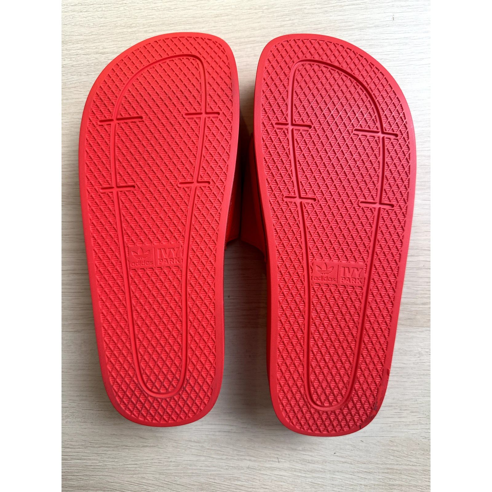Ivy Park adidas Swim Slide Beyonce Ivy Park Ivy Heart - Size 8 Size US 8 / IT 38 - 7 Thumbnail