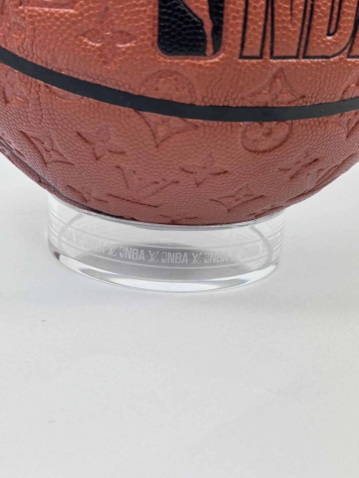 Louis Vuitton × NBA × Virgil Abloh MONOGRAM BASKETBALL Size ONE SIZE - 8 Thumbnail