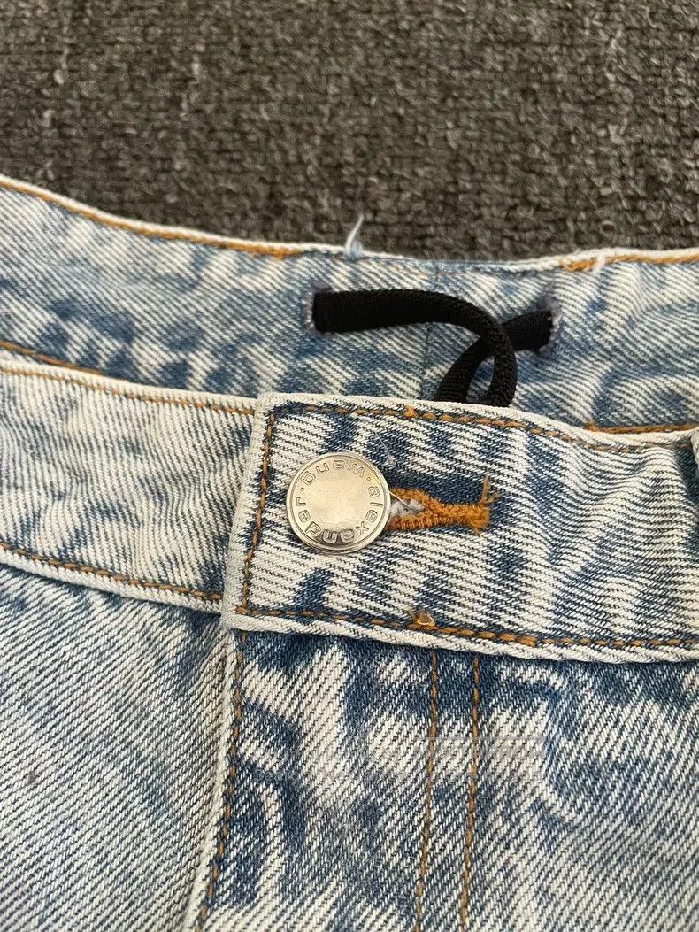 Alexander Wang Alexander Wang Denim Shorts with Rhinestones. Size US 27 - 5 Thumbnail