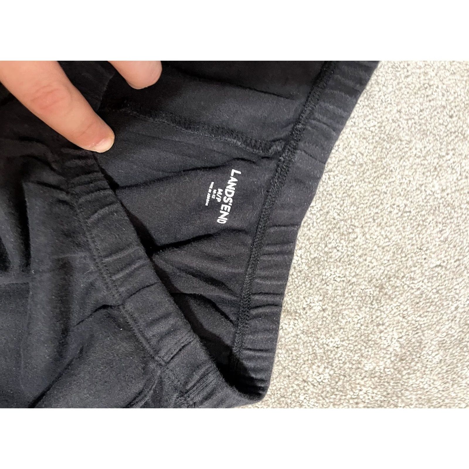Lands' End Lands' End Women's Black Sport Knit Tapered Leg Pocket Joggers Pant PM Petite XS-XL? (Original size PM) Size 32" / US 10 / IT 46 - 5 Thumbnail