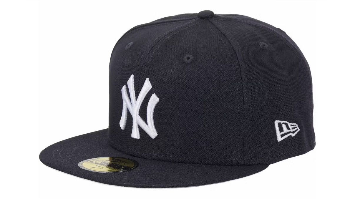 New Era × New York Yankees × Supreme Supreme New York Yankees New