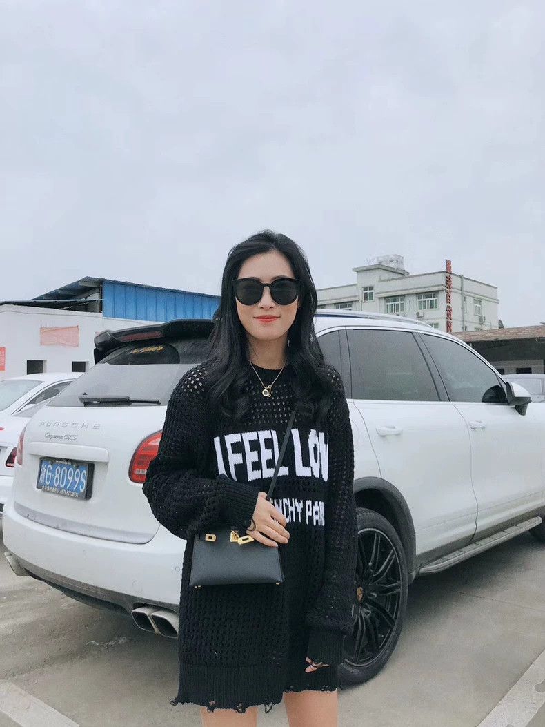 Givenchy Givenchy I Feel Love Lettering Sweater, Black Size US XS / EU 42 / 0 - 2 Thumbnail