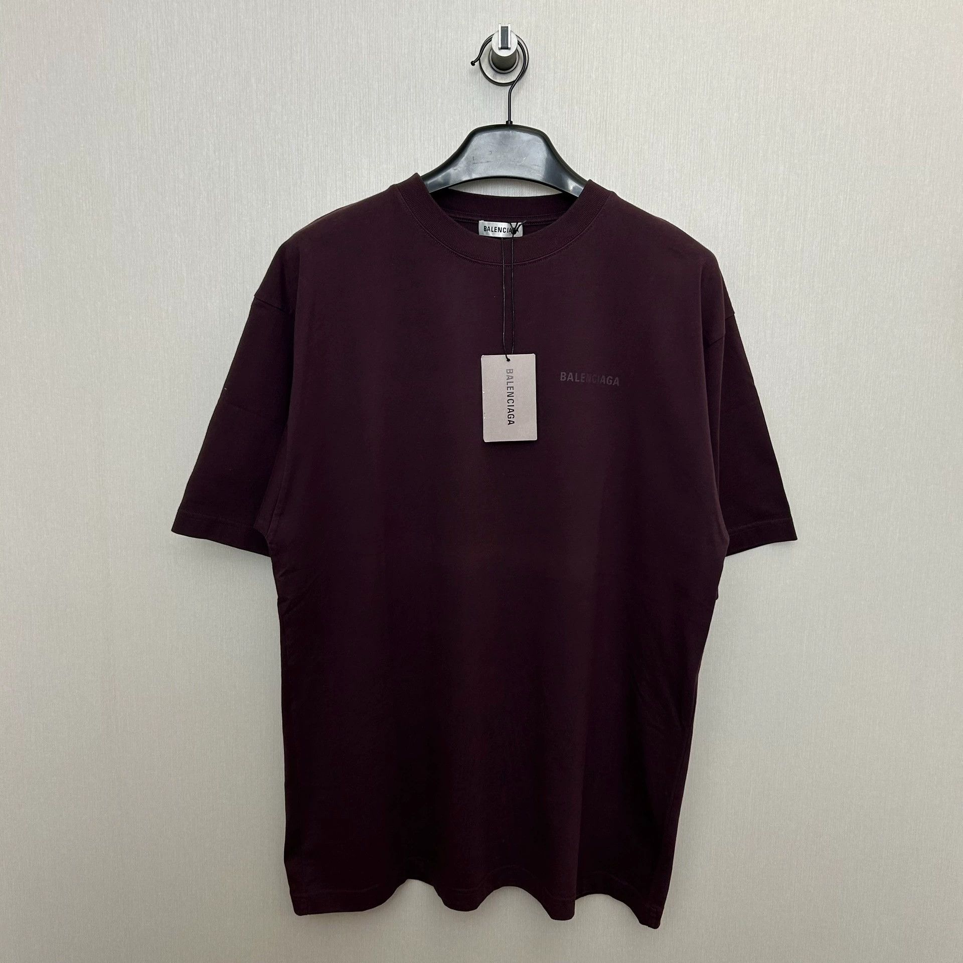 Balenciaga balenciaga burgundy short sleeve logo t-shirt Size US M / EU 48-50 / 2 - 1 Thumbnail