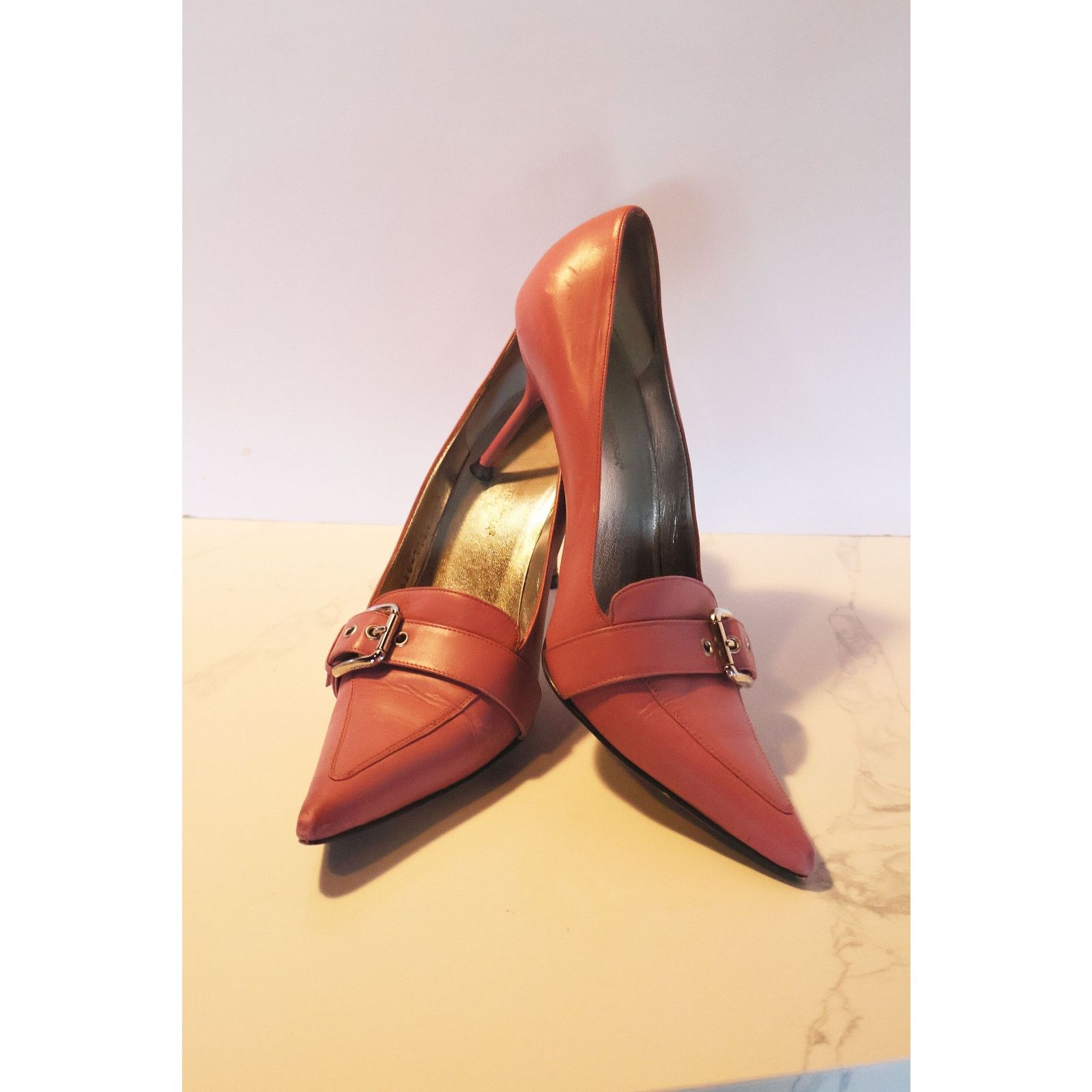 Dolce & Gabbana Vintage Dolce and Gabbana Pink Leather Pointy Toe Stiletto Size US 7.5 / IT 37.5 - 5 Thumbnail