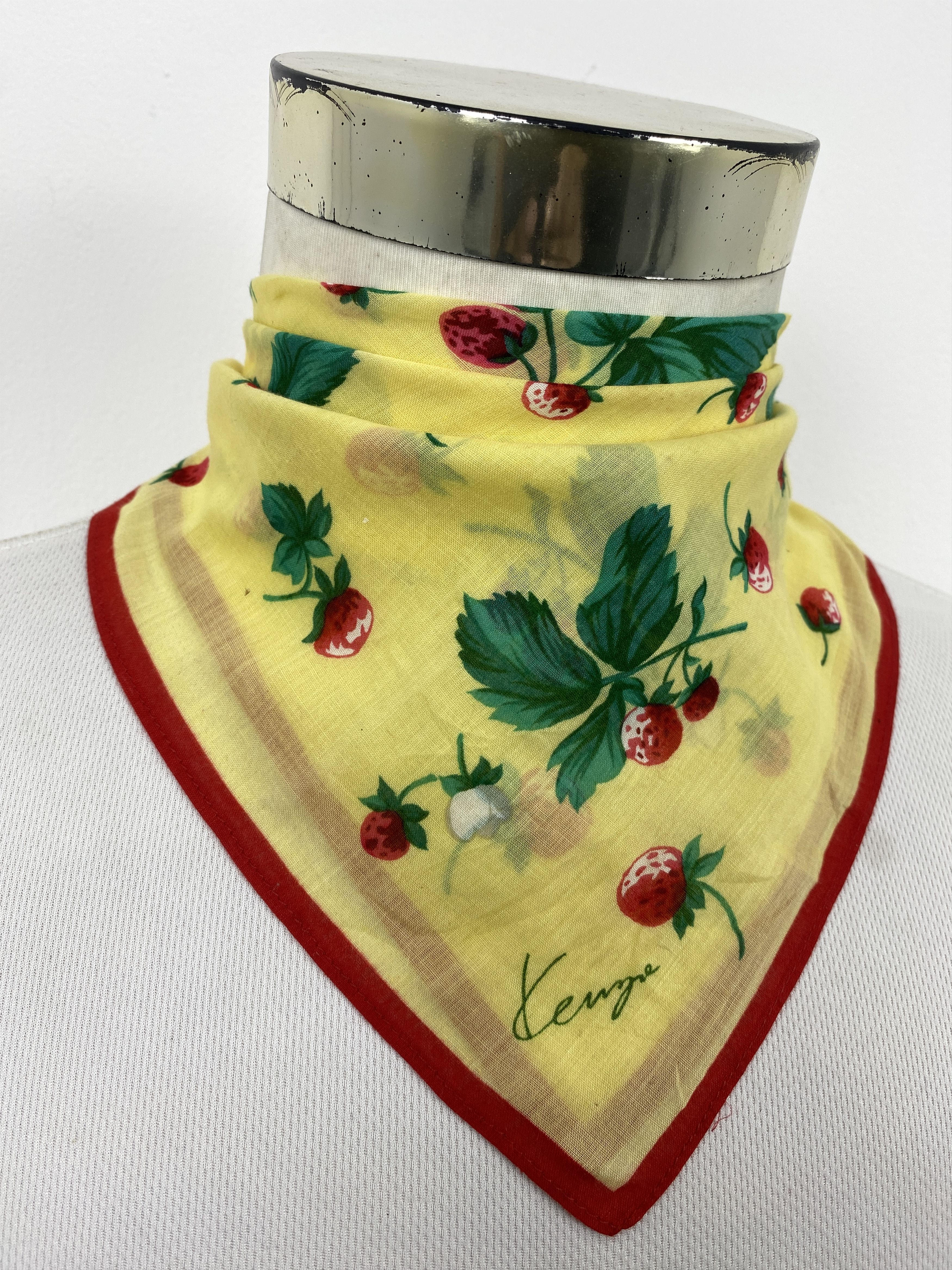 Kenzo Vintage Kenzo Handkerchief / Neckerchief KT0294 Size ONE SIZE - 2 Thumbnail