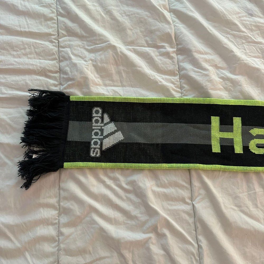 Adidas Adidas Real Madrid Soccer Scarf Size ONE SIZE - 8 Thumbnail