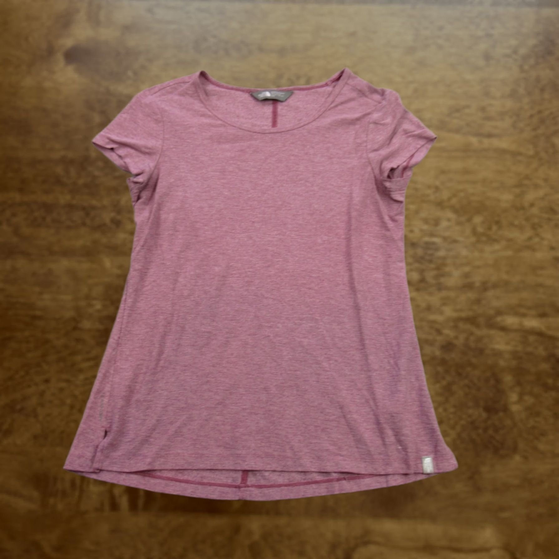 The North Face North Face Shirt Womens Medium Short Sleeve Crew Neck Stretch Lightweight Size M / US 6-8 / IT 42-44 - 1 Thumbnail