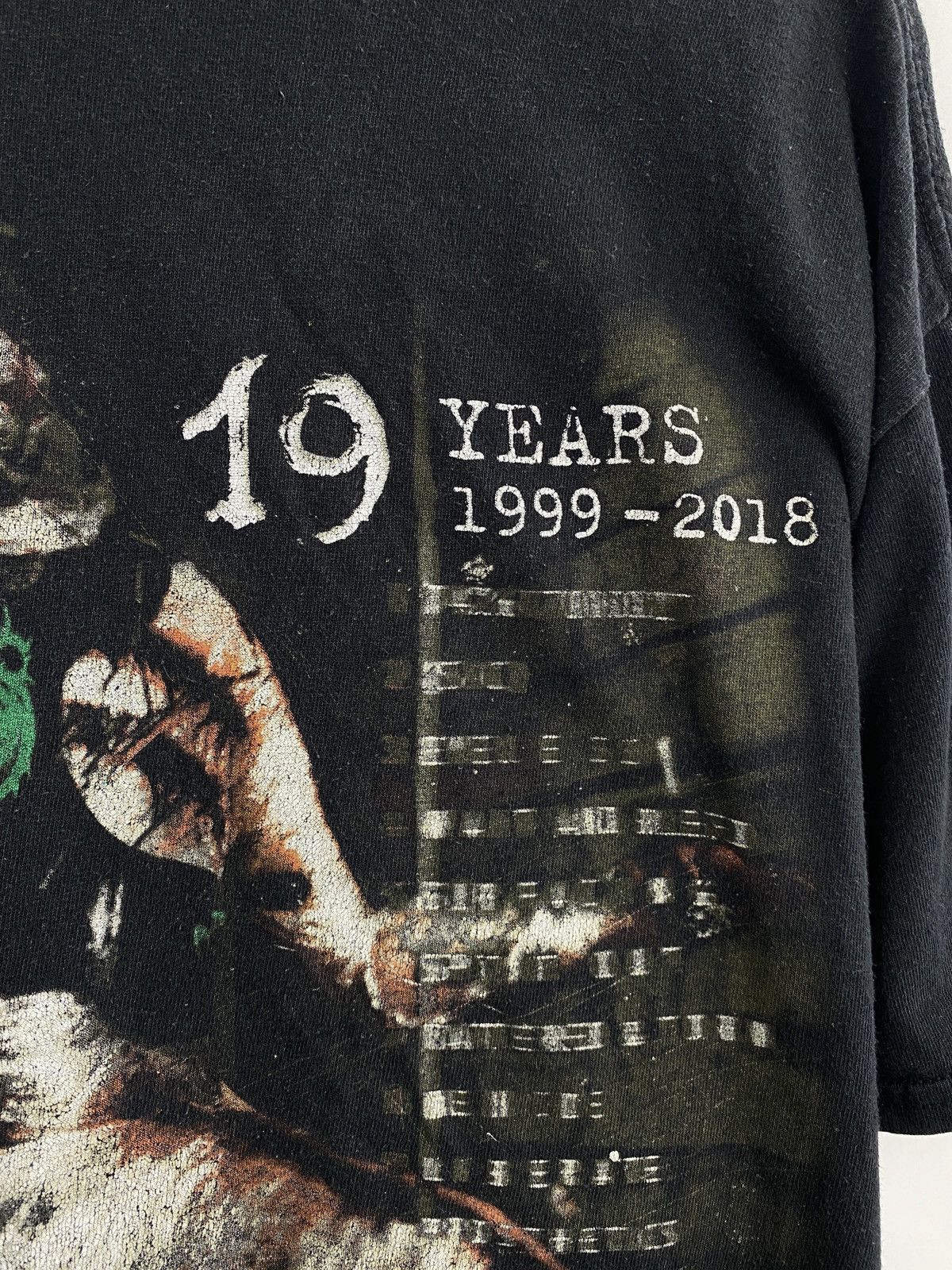 Slipknot 🇺🇸 Vintage Slipknot Debut Album 1999-2018 Rock Band T-Shirt Size US XL / EU 56 / 4 - 8 Thumbnail