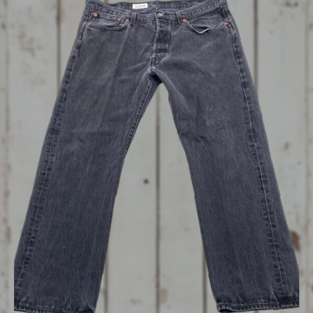 Levi's Levi's 501 Jeans Mens 38 West 30 Inseam Black Denim Button Fly Straight Rise High 501 Series Regular 5-Pocket Denim Cotton Size US 38 / EU 54 - 1 Thumbnail