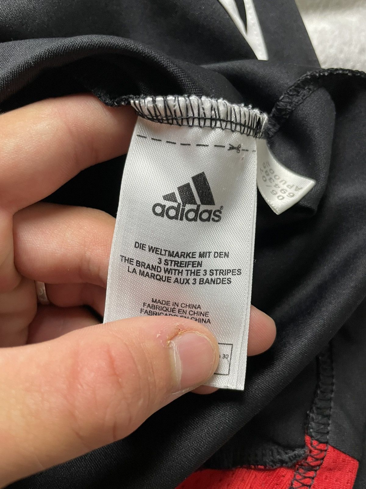 Adidas jersey adidas liverpool 2007/2008 Size US L / EU 52-54 / 3 - 9 Thumbnail