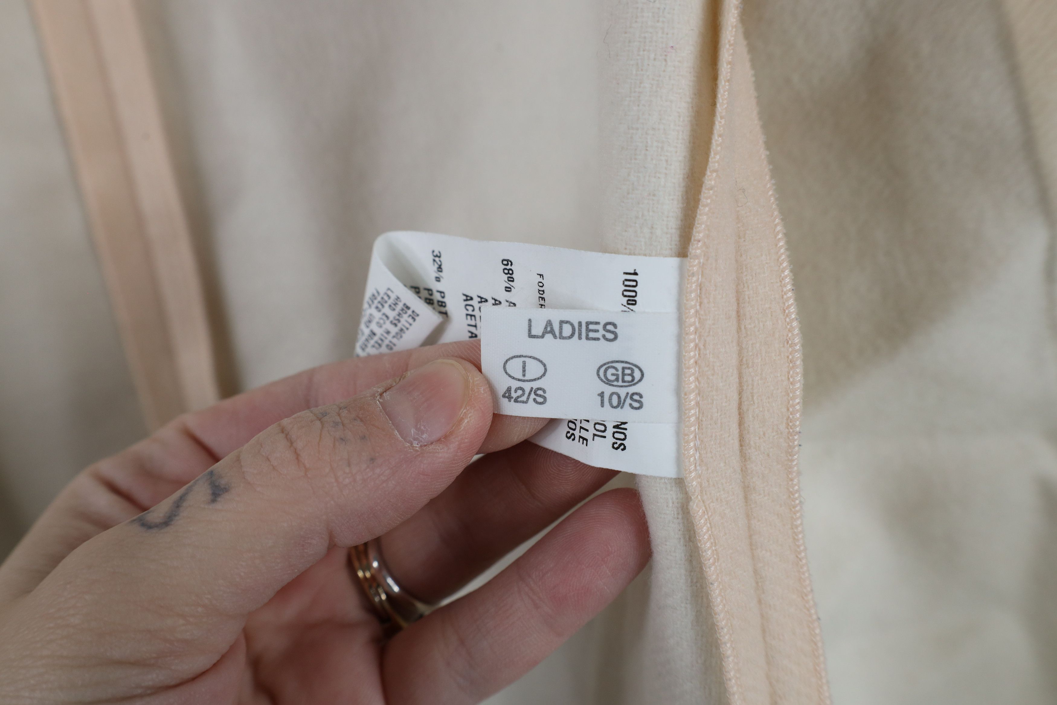 Fabiana Filippi × Vintage Fabiana Felippi Wool Chamois Leather Trim Big Button Jacket Size S / US 4 / IT 40 - 10 Thumbnail